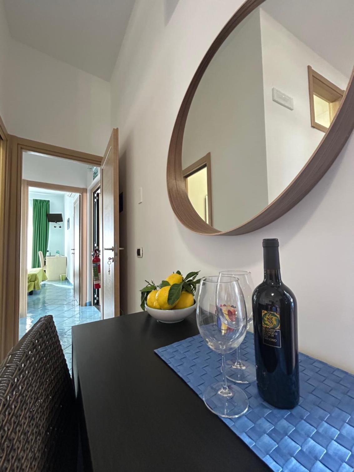Double or Twin Room with Garden View photo 3
