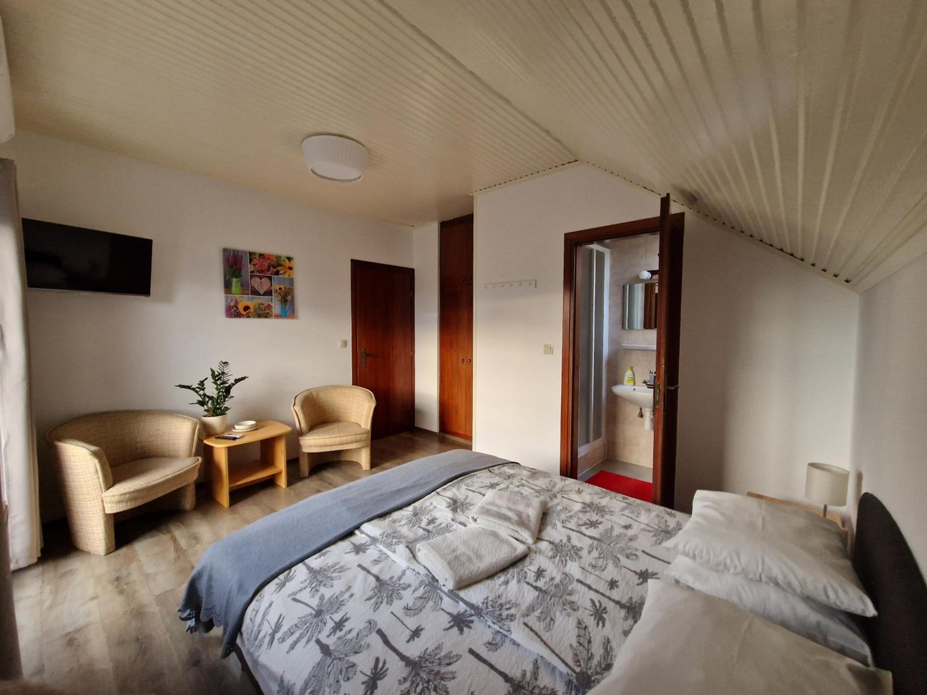 Double Room With Balcony photo 1