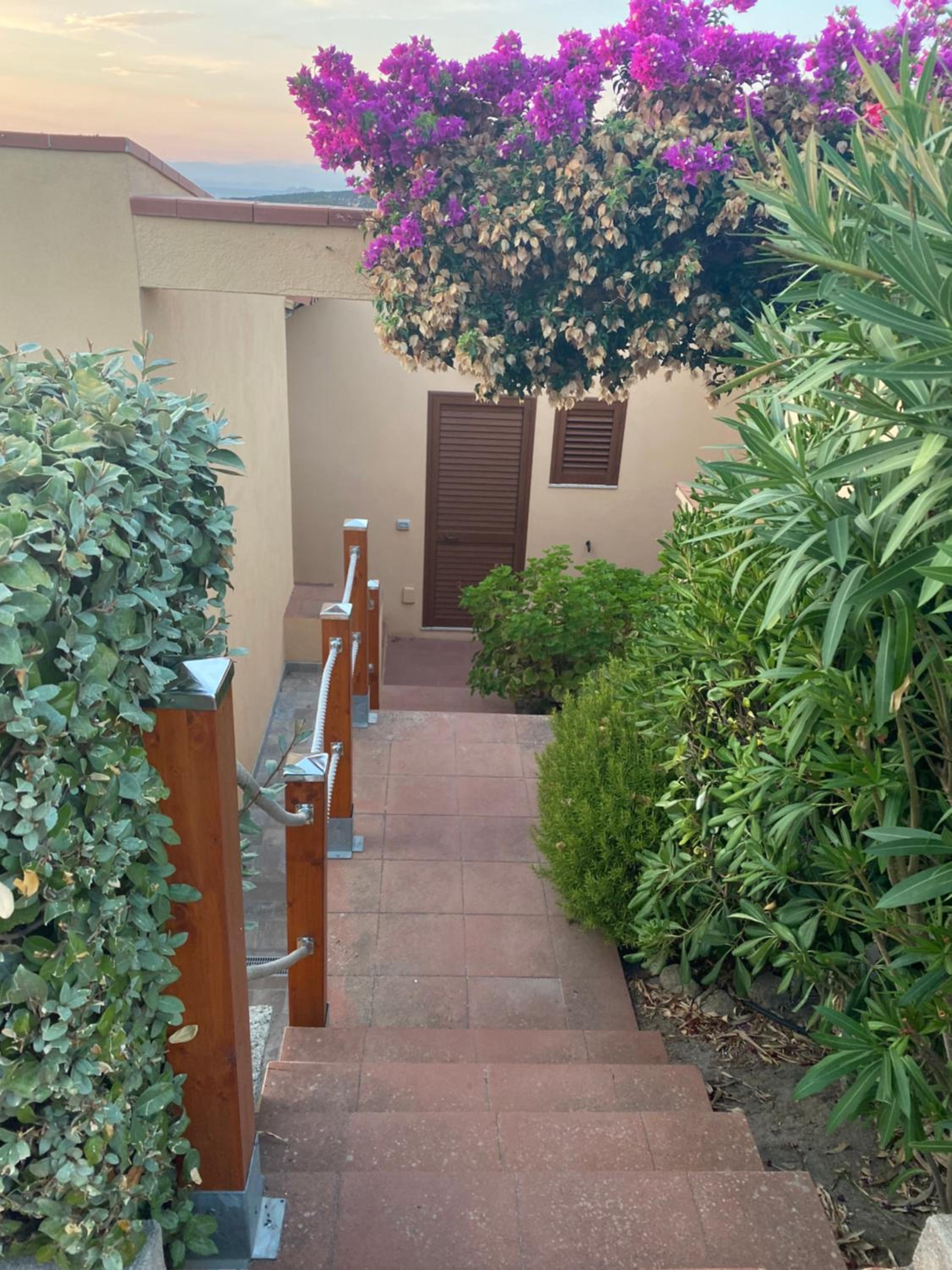 One-Bedroom House photo 2