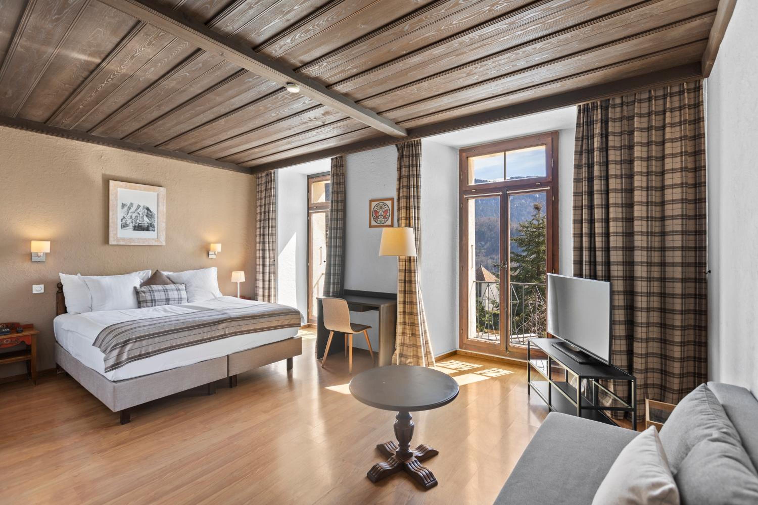 Double Room with Mountain View