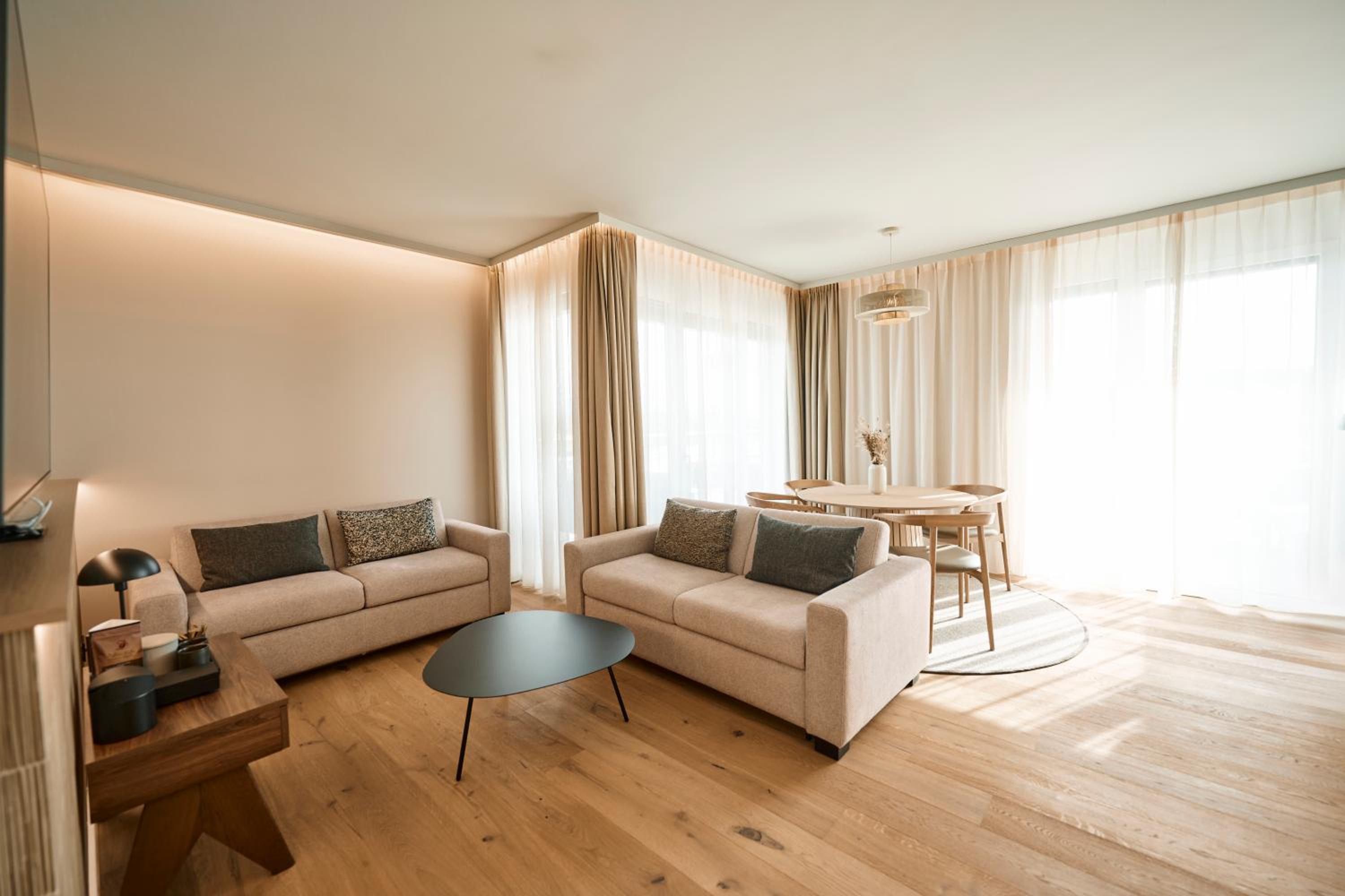 Penthouse Suite photo 2