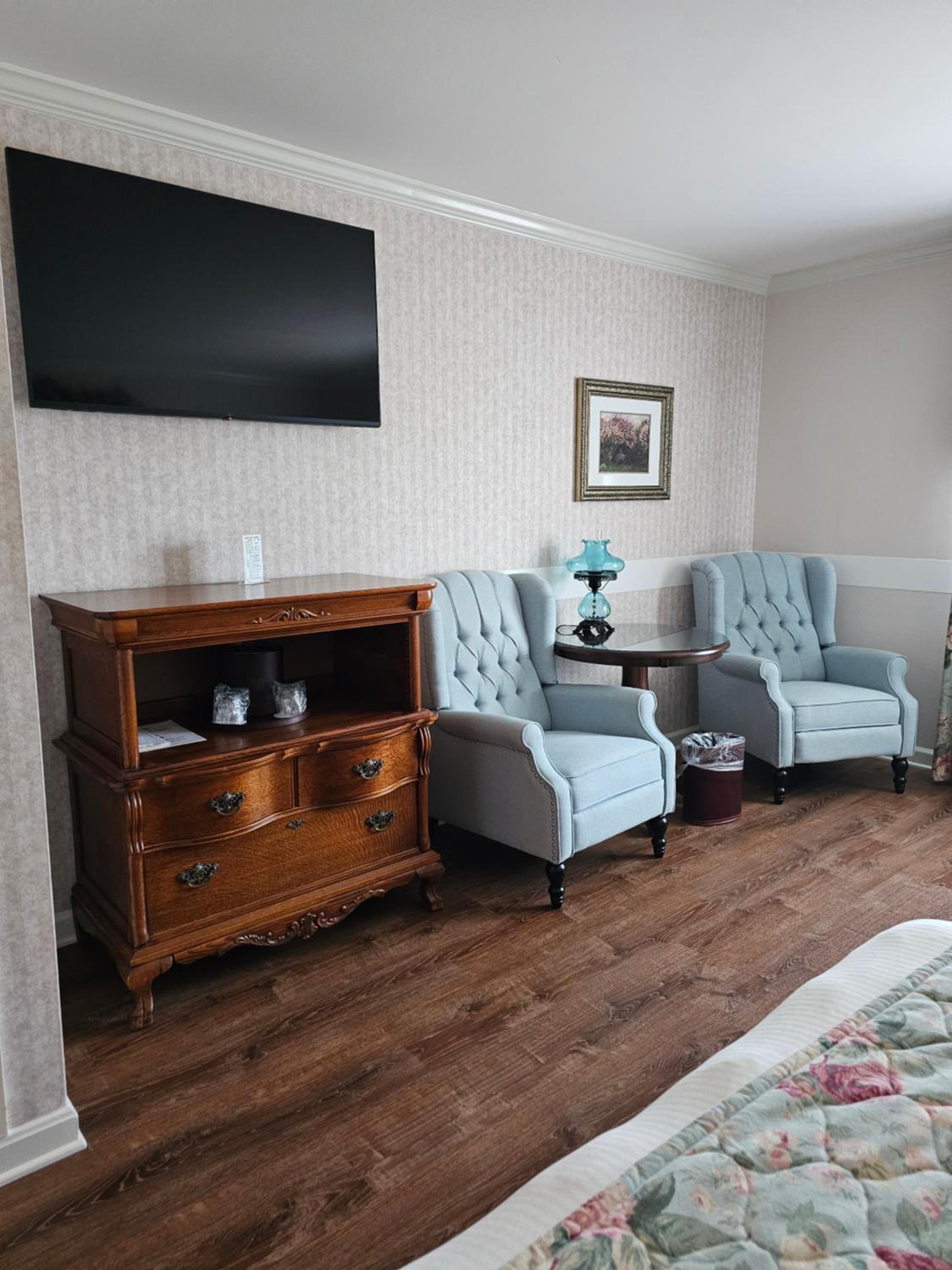 Concierge Standard Room with Two Double Beds, Disability Access - Adult Level