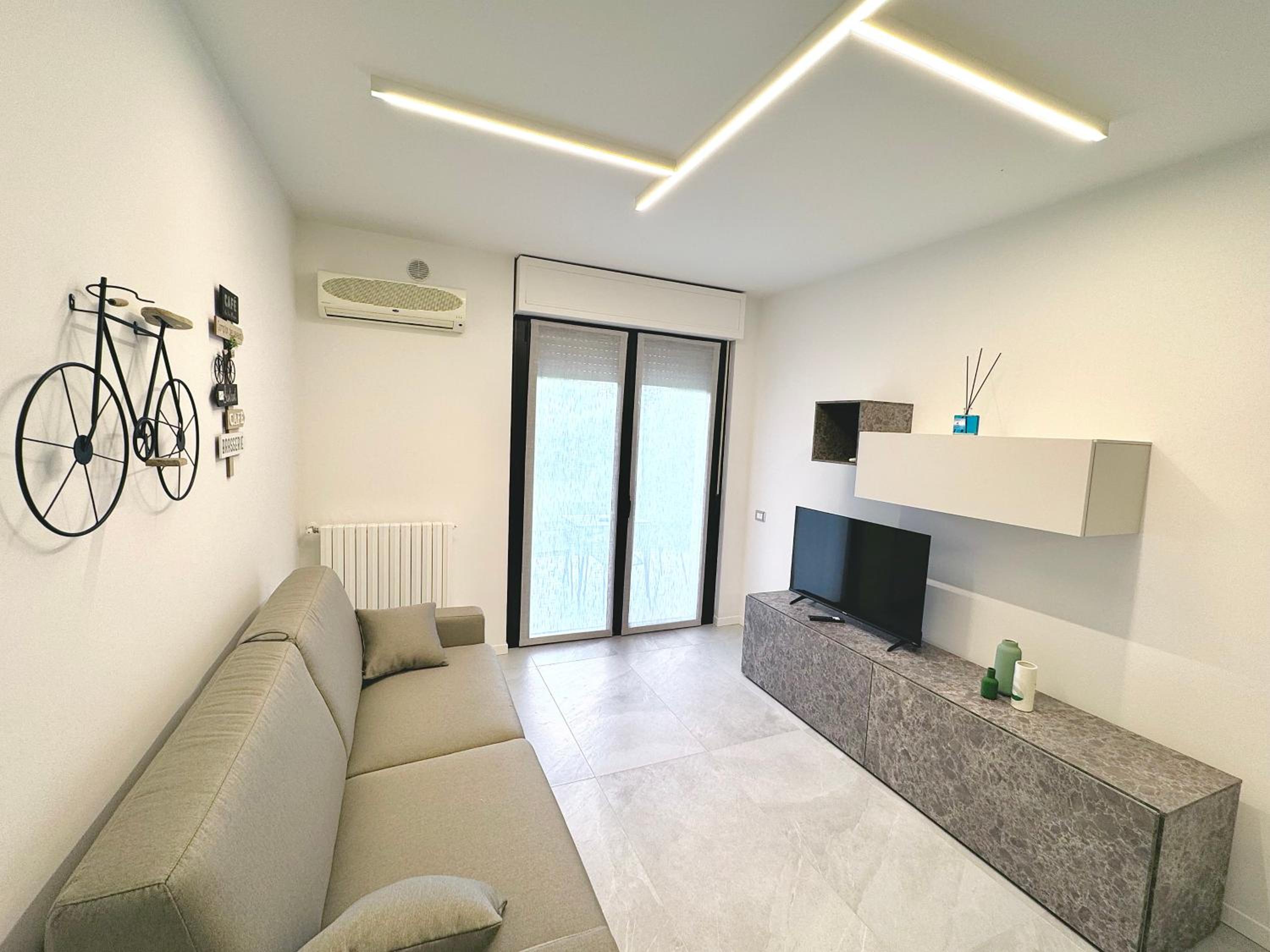Apartment with Garden View