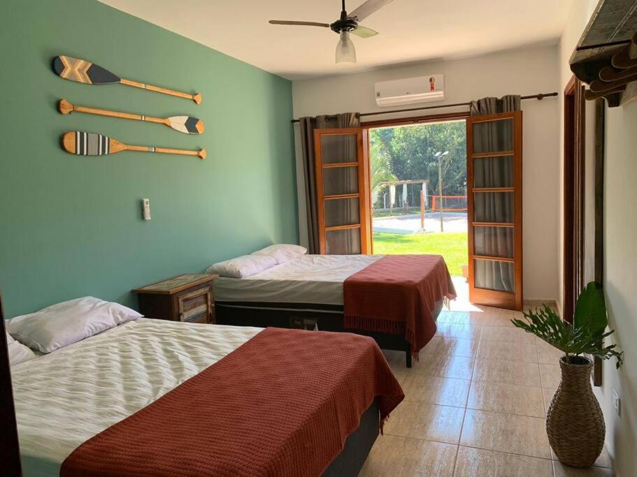 Seven-Bedroom House photo 1