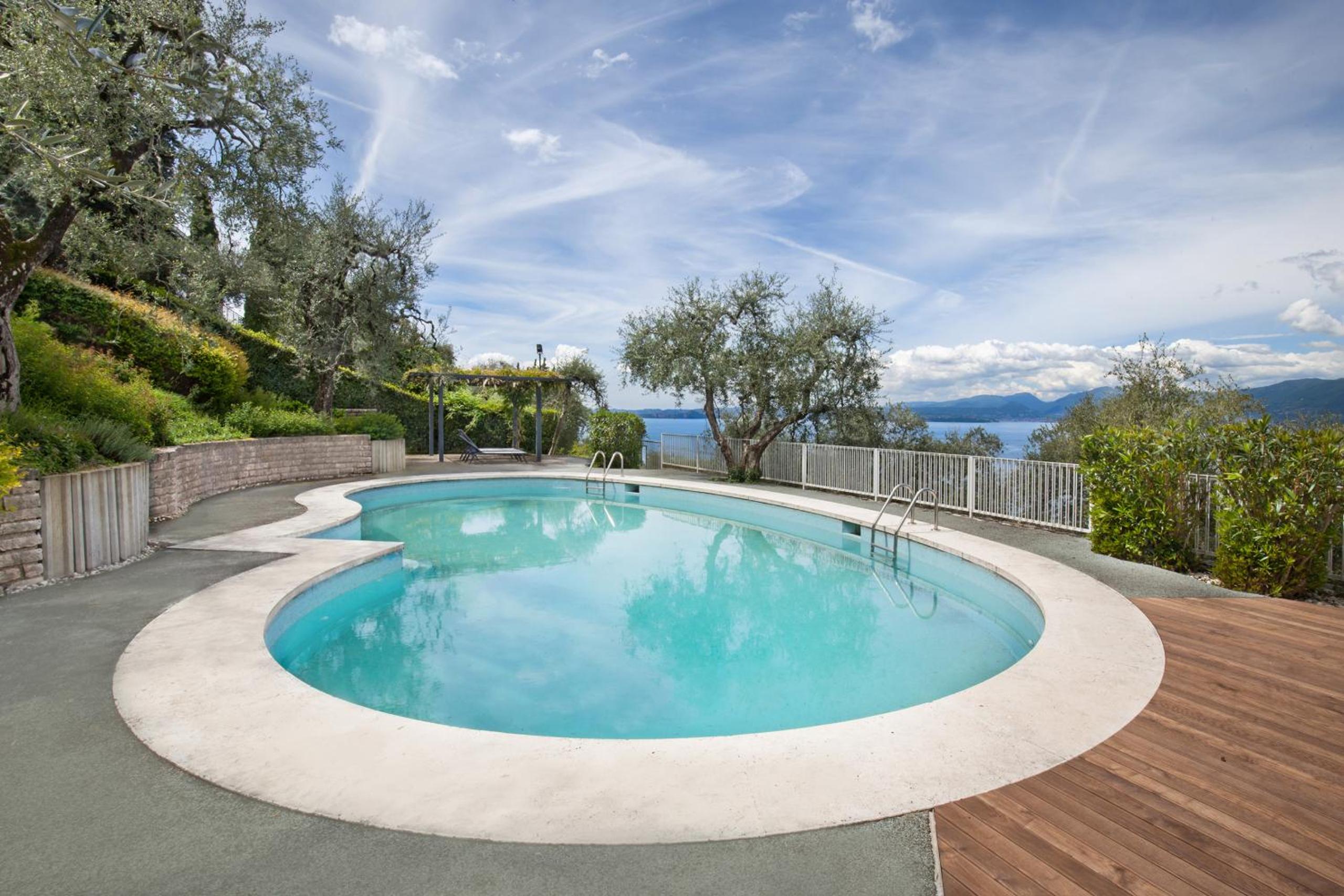 Villa With Private Pool photo 3
