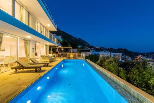 Villa with Sea View photo 3