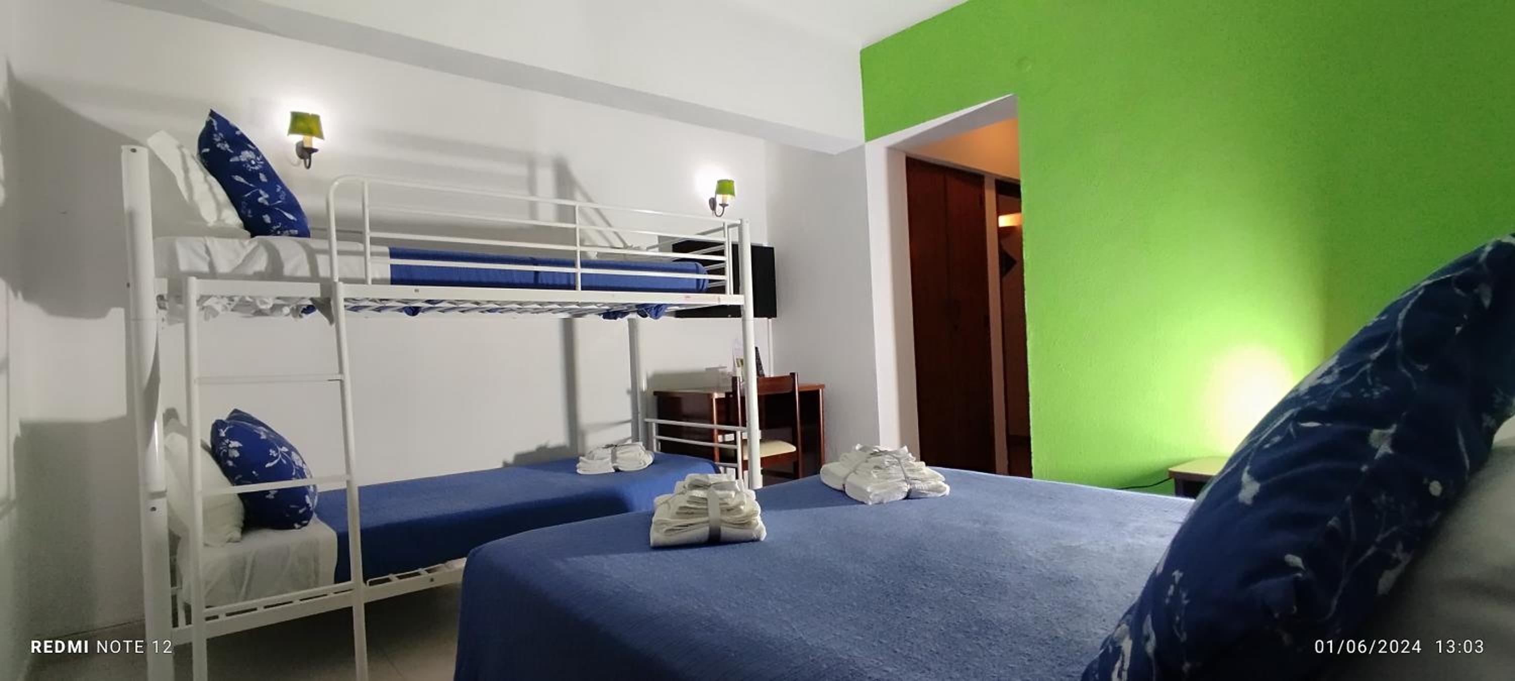Habitación Familiar (2 Adultos + 2 Niños)