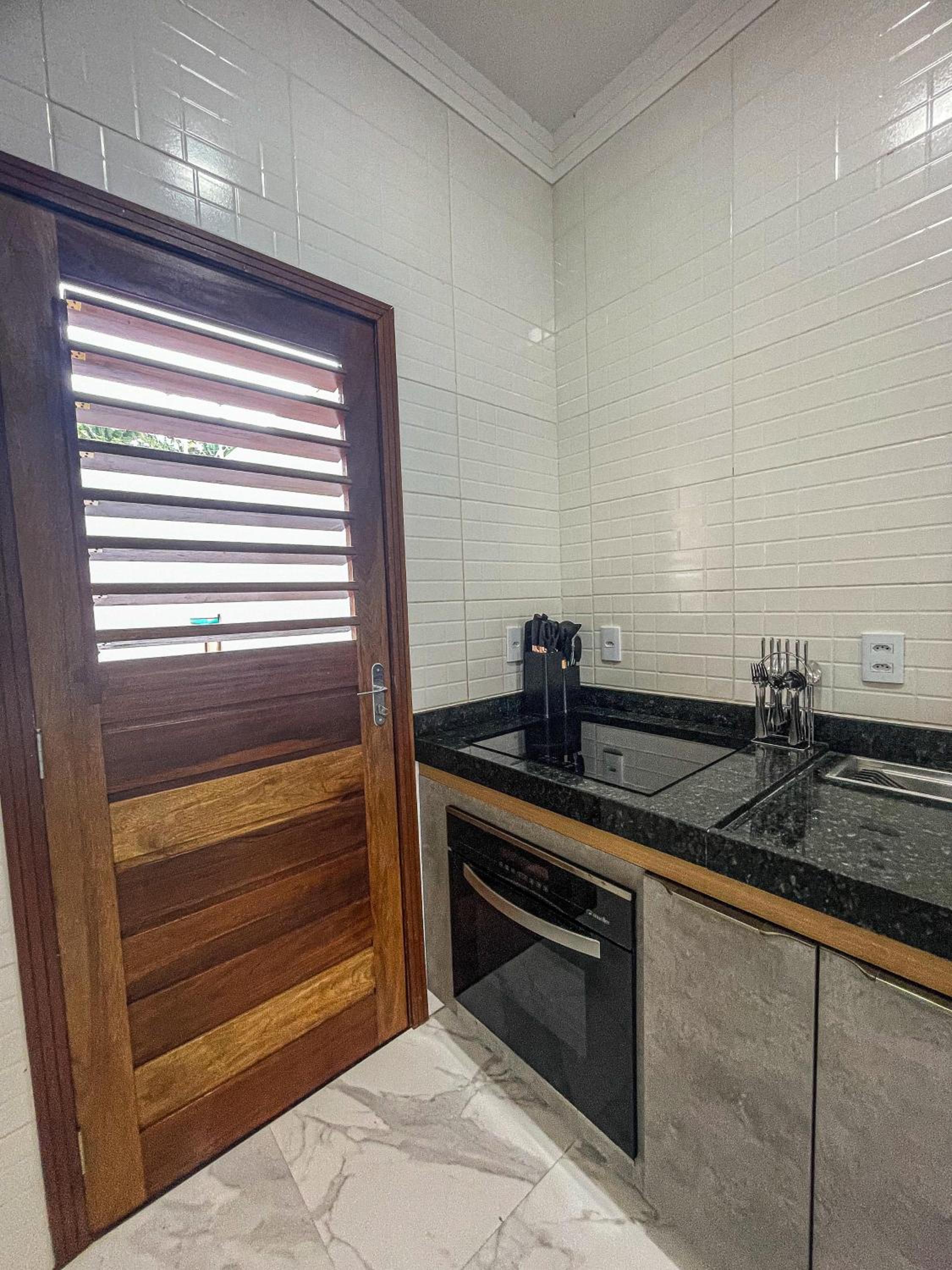 Three-Bedroom House photo 2