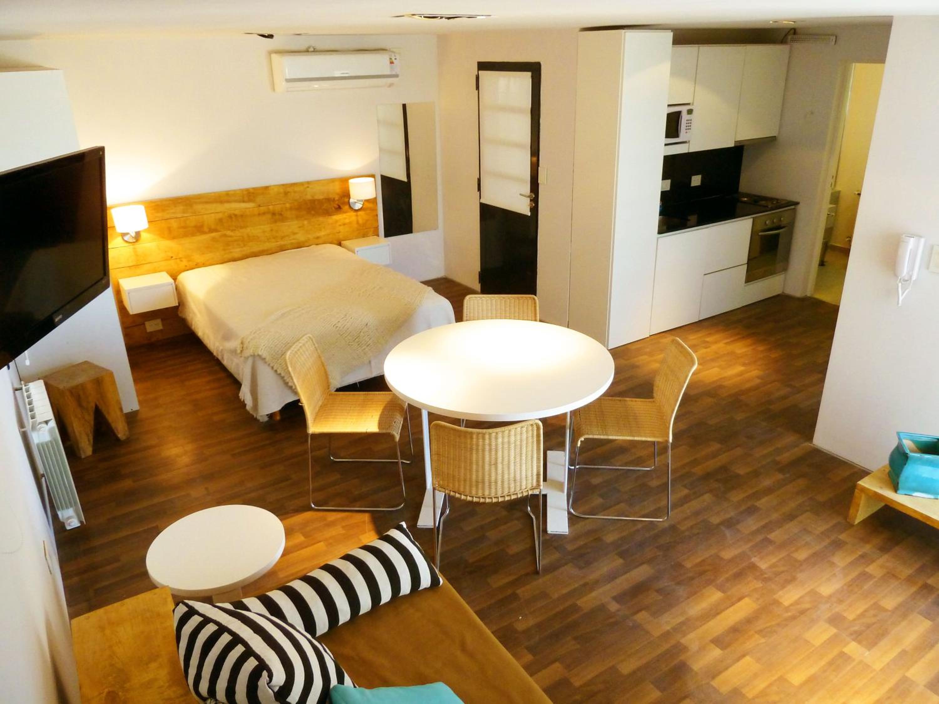 Studio Apartment photo 1