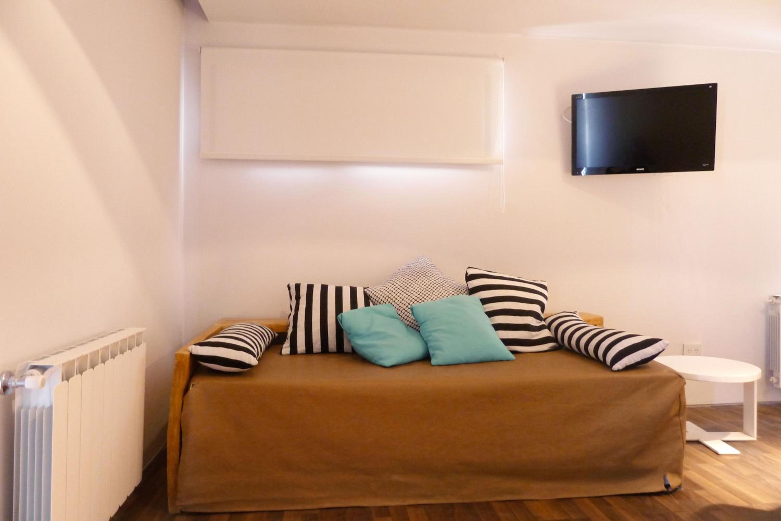 Studio Apartment photo 3