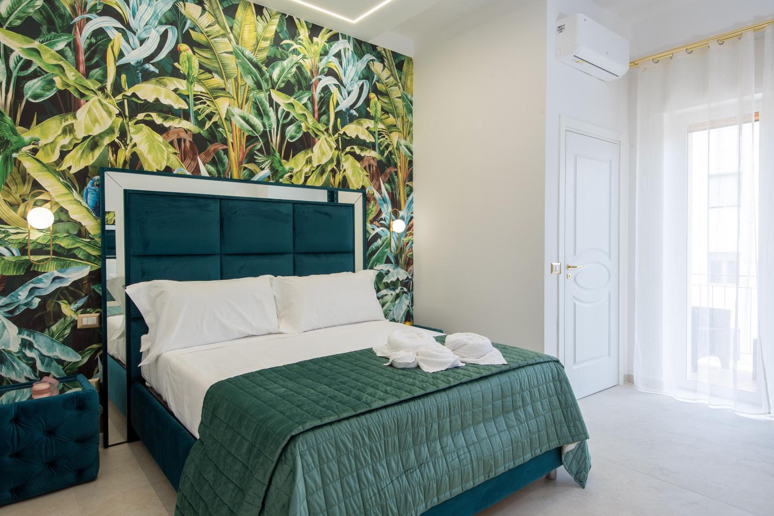 King Room with Mountain View