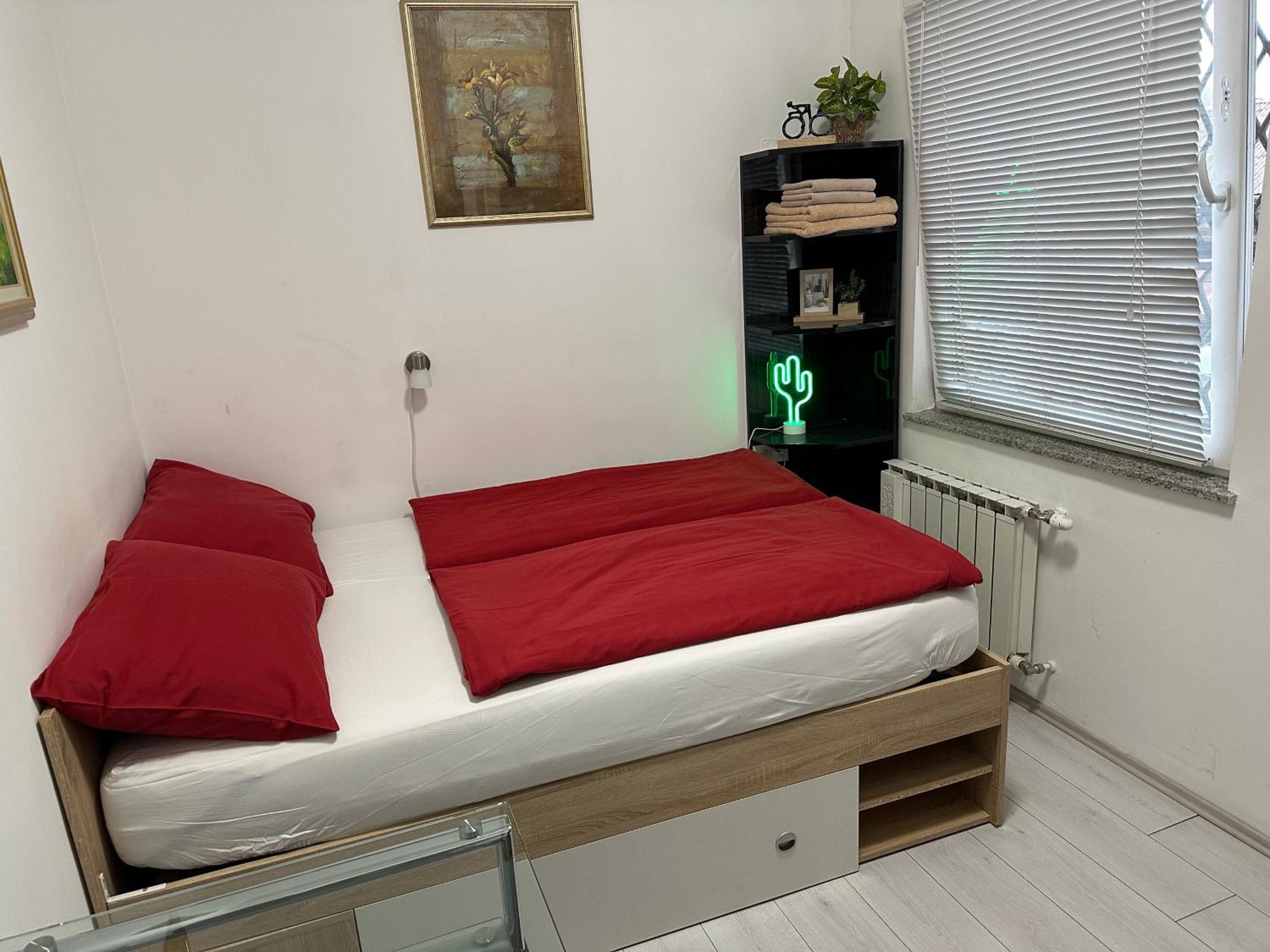 Double Room - Photo 1