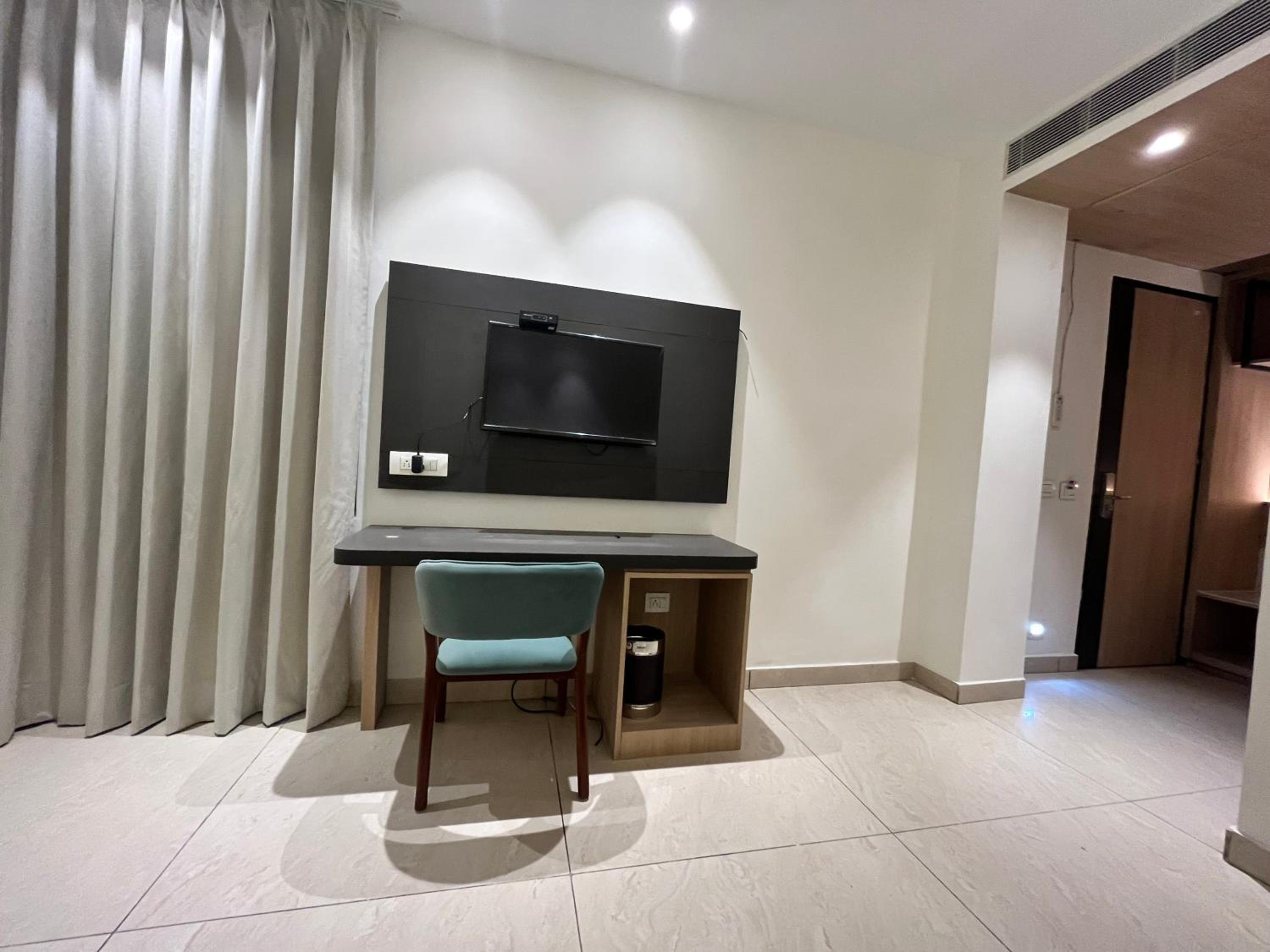 Double Room - Photo 1