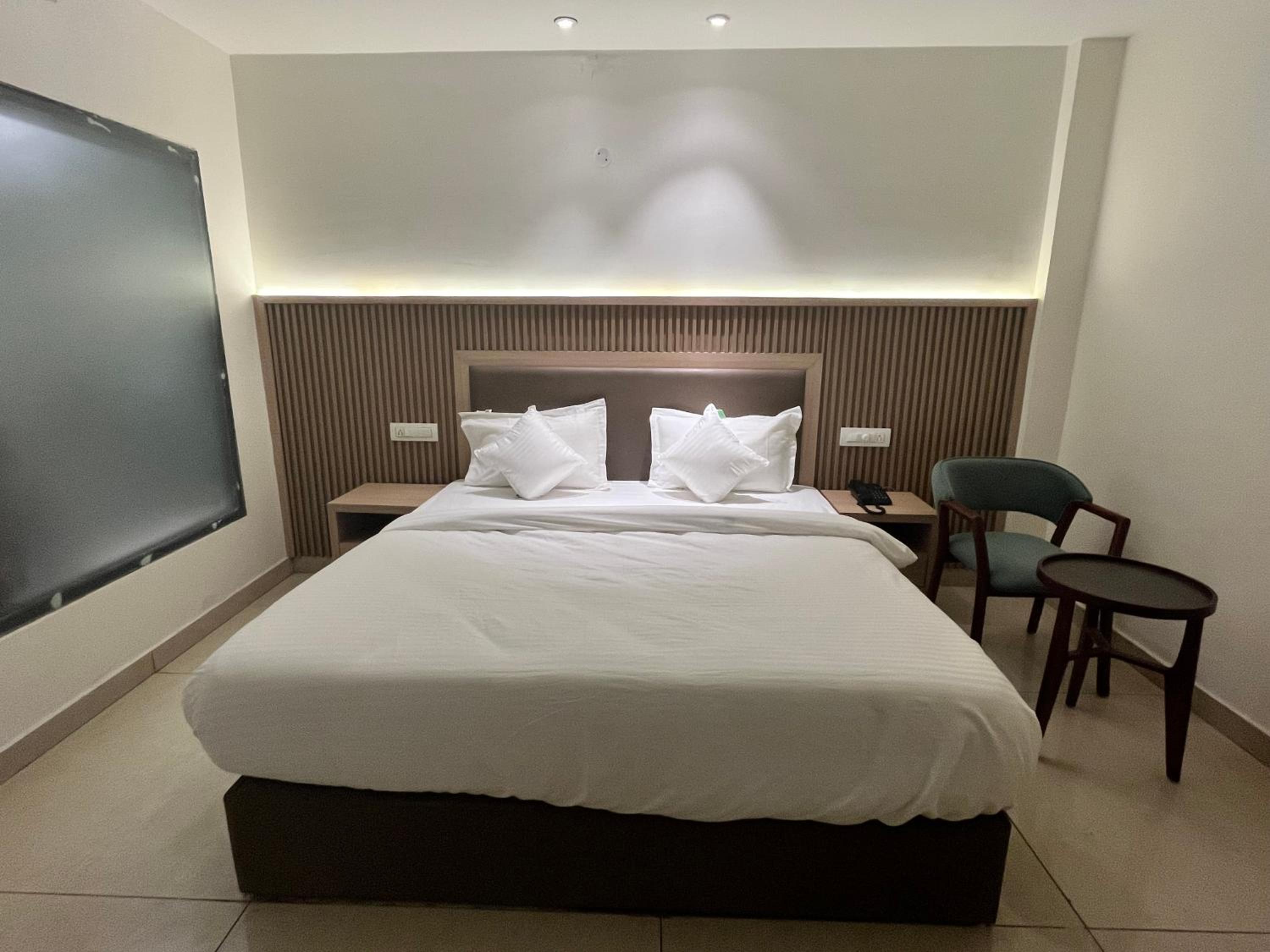 Double Room - Photo 4