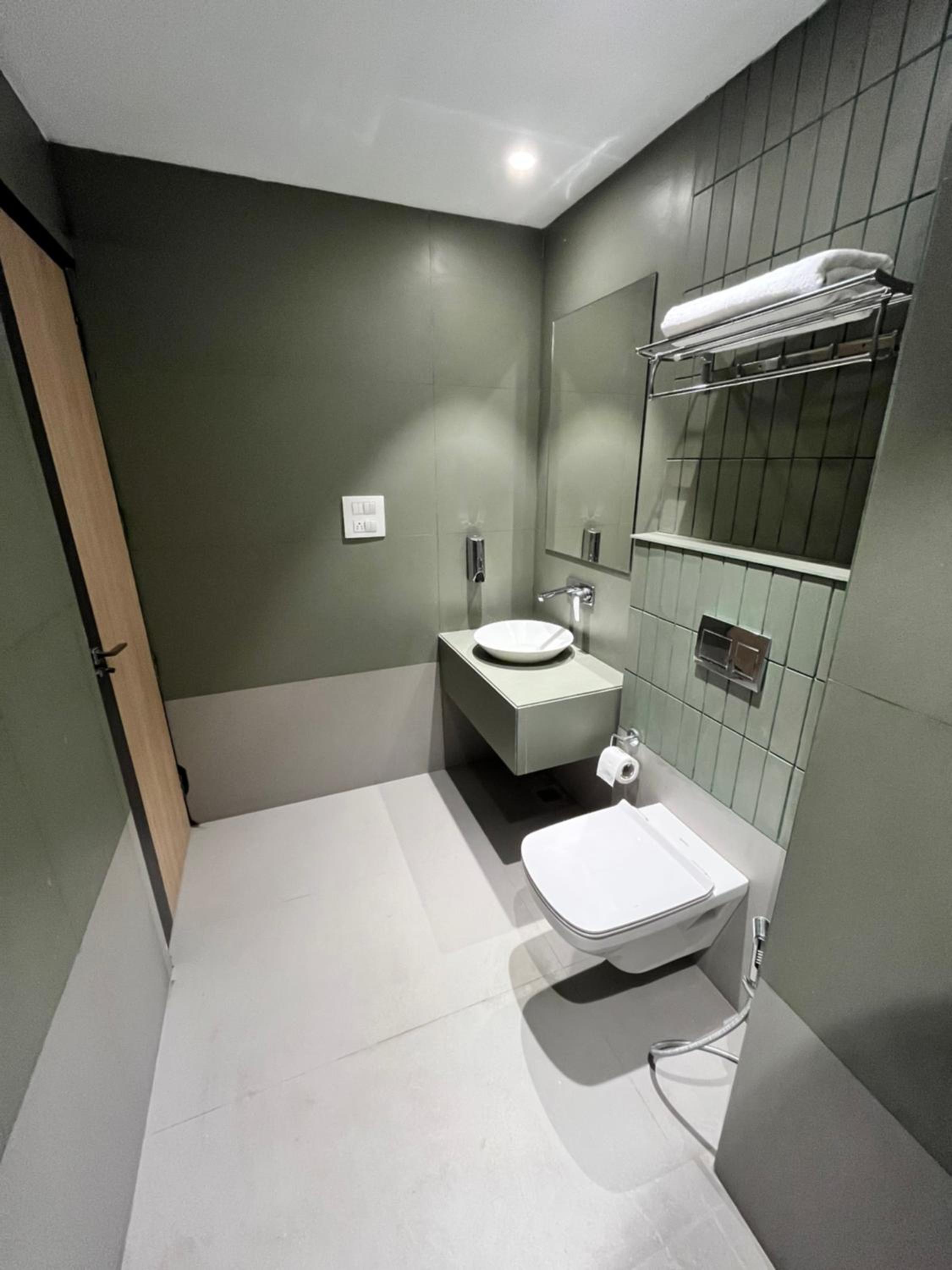 Double Room - Photo 5