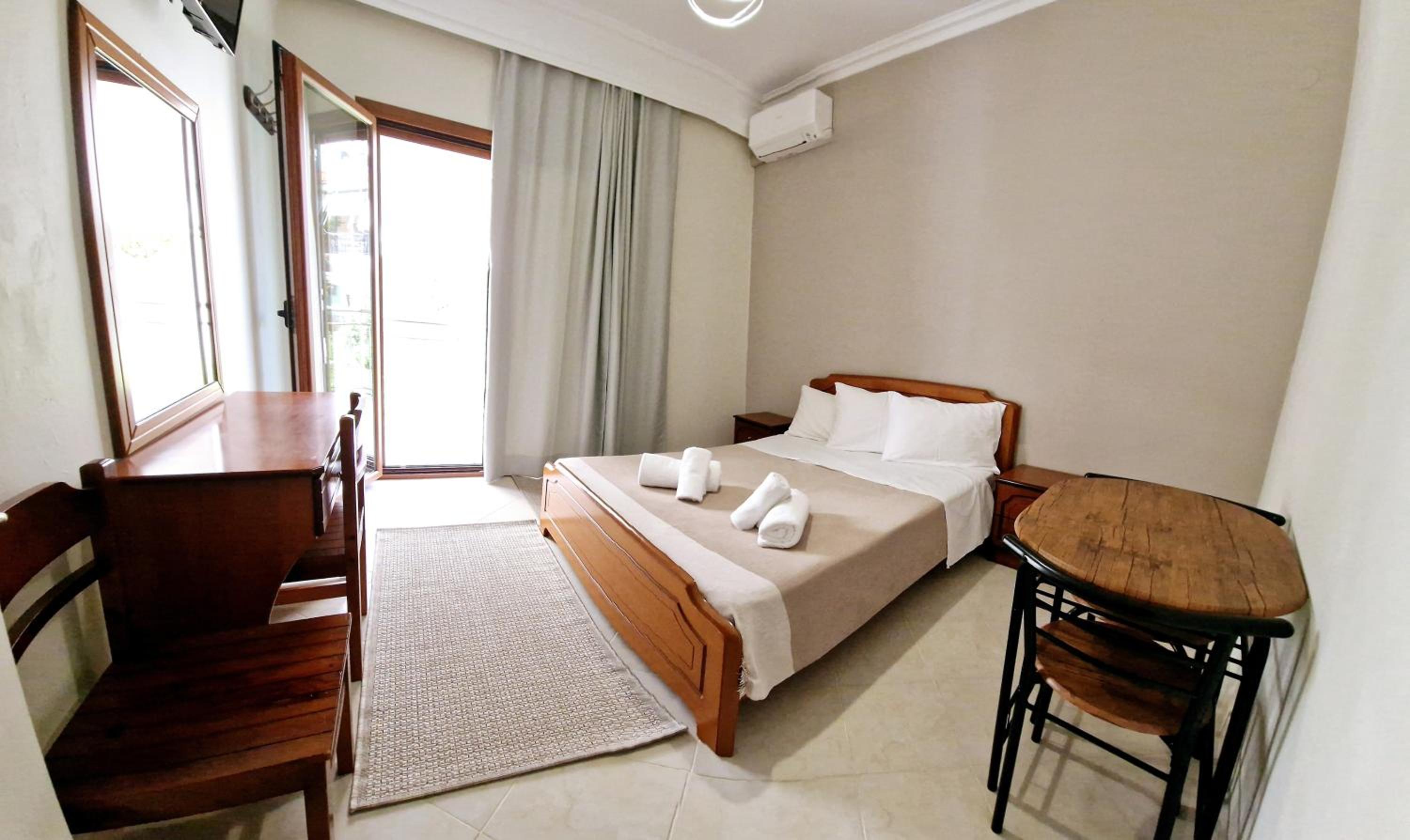 Two-Bedroom Apartment (5 Adults) photo 1