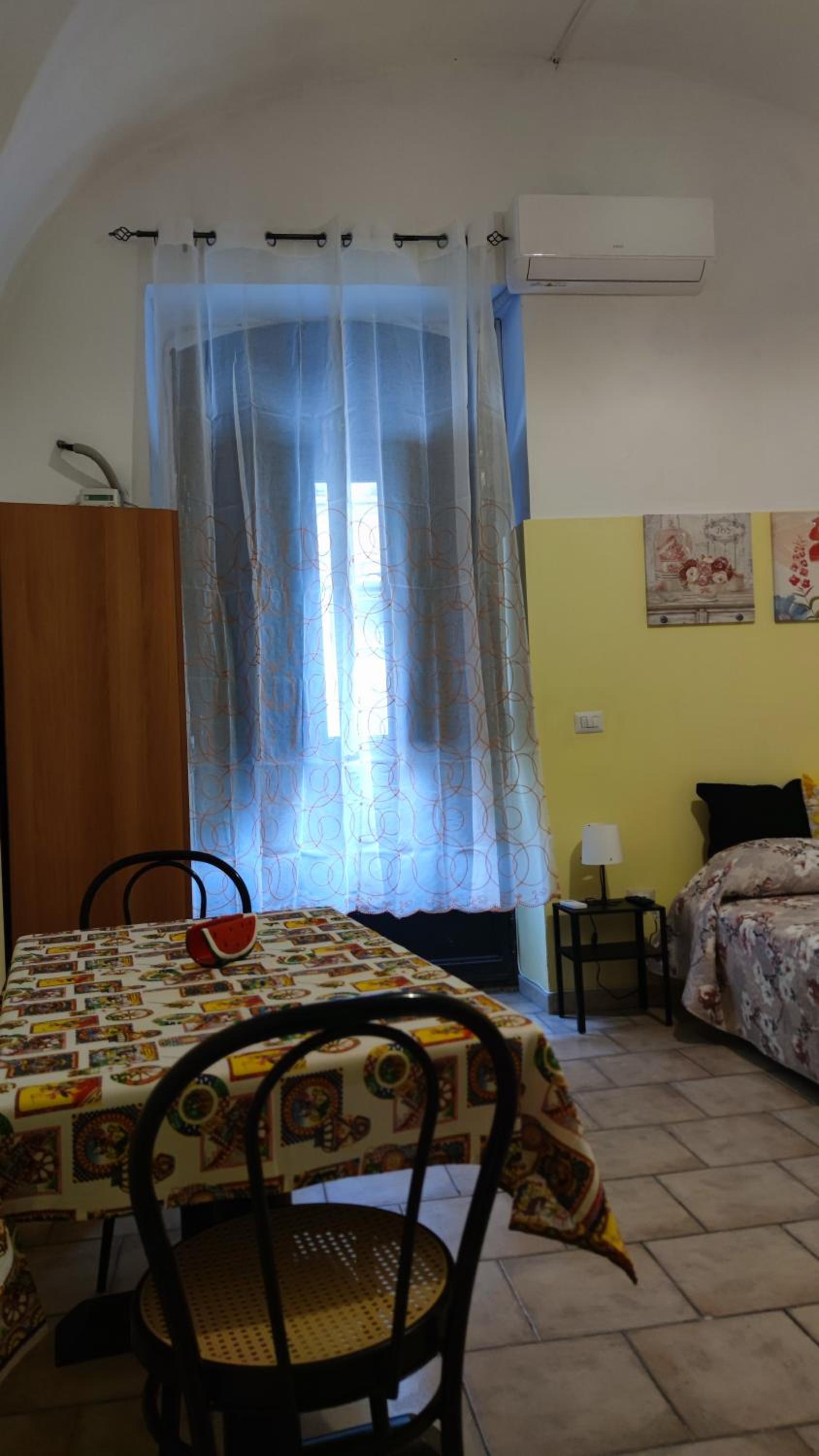 One-Bedroom House