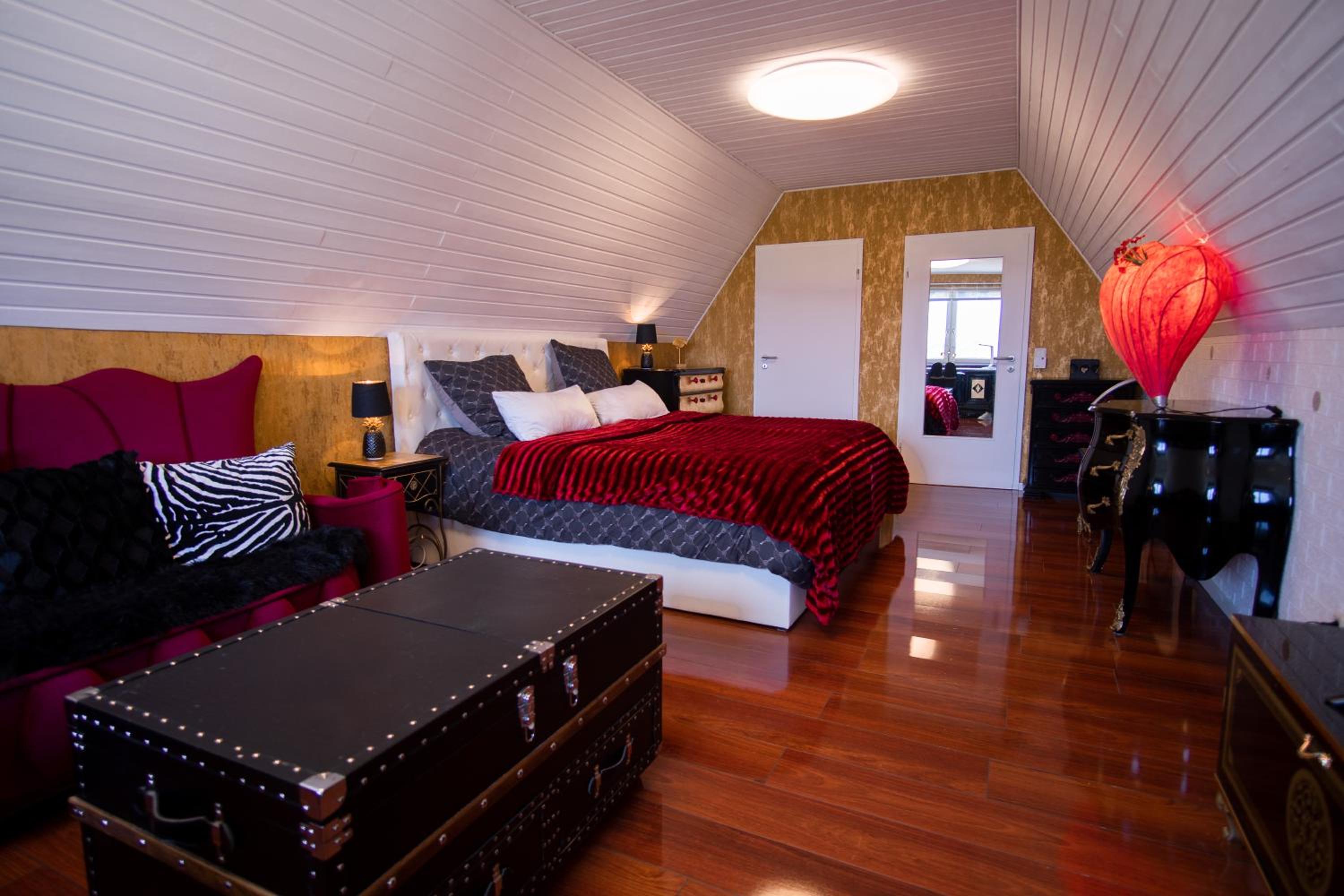 Double Room with Private Bathroom photo 2