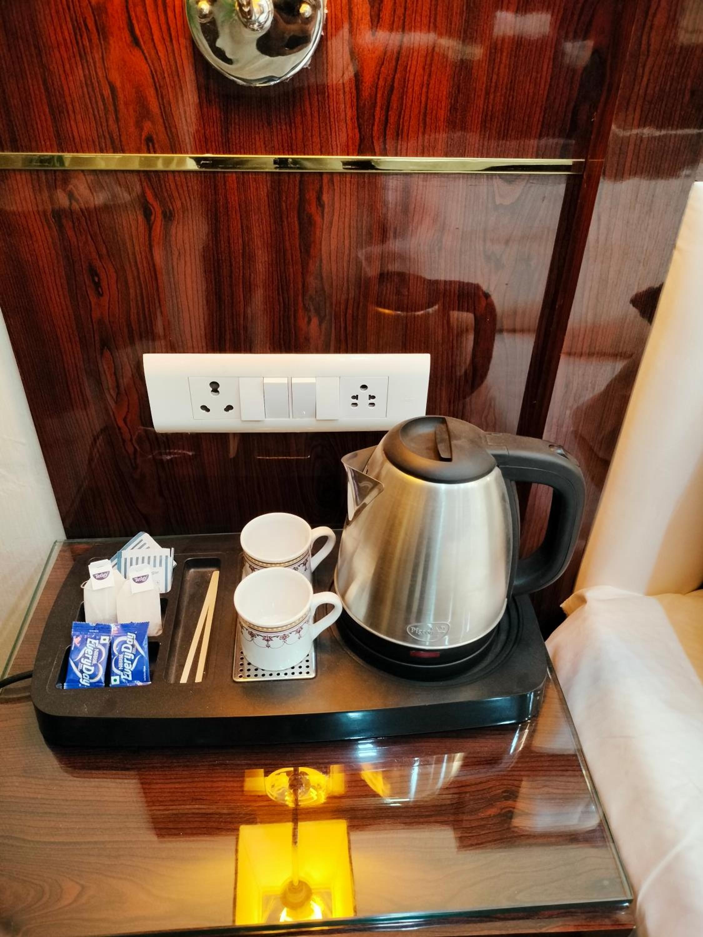 Superior King Room - Photo 5