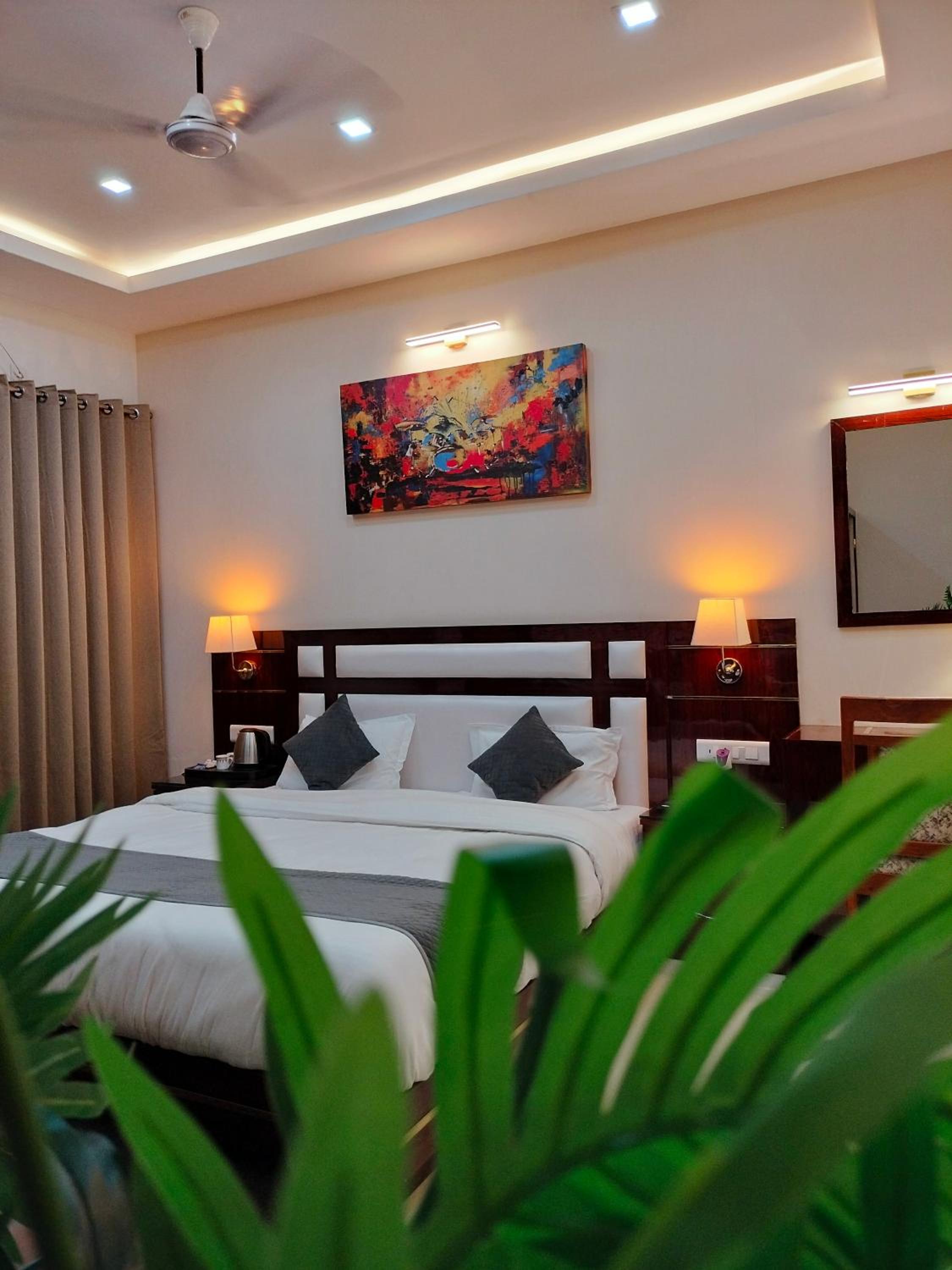 Superior King Room - Photo 1