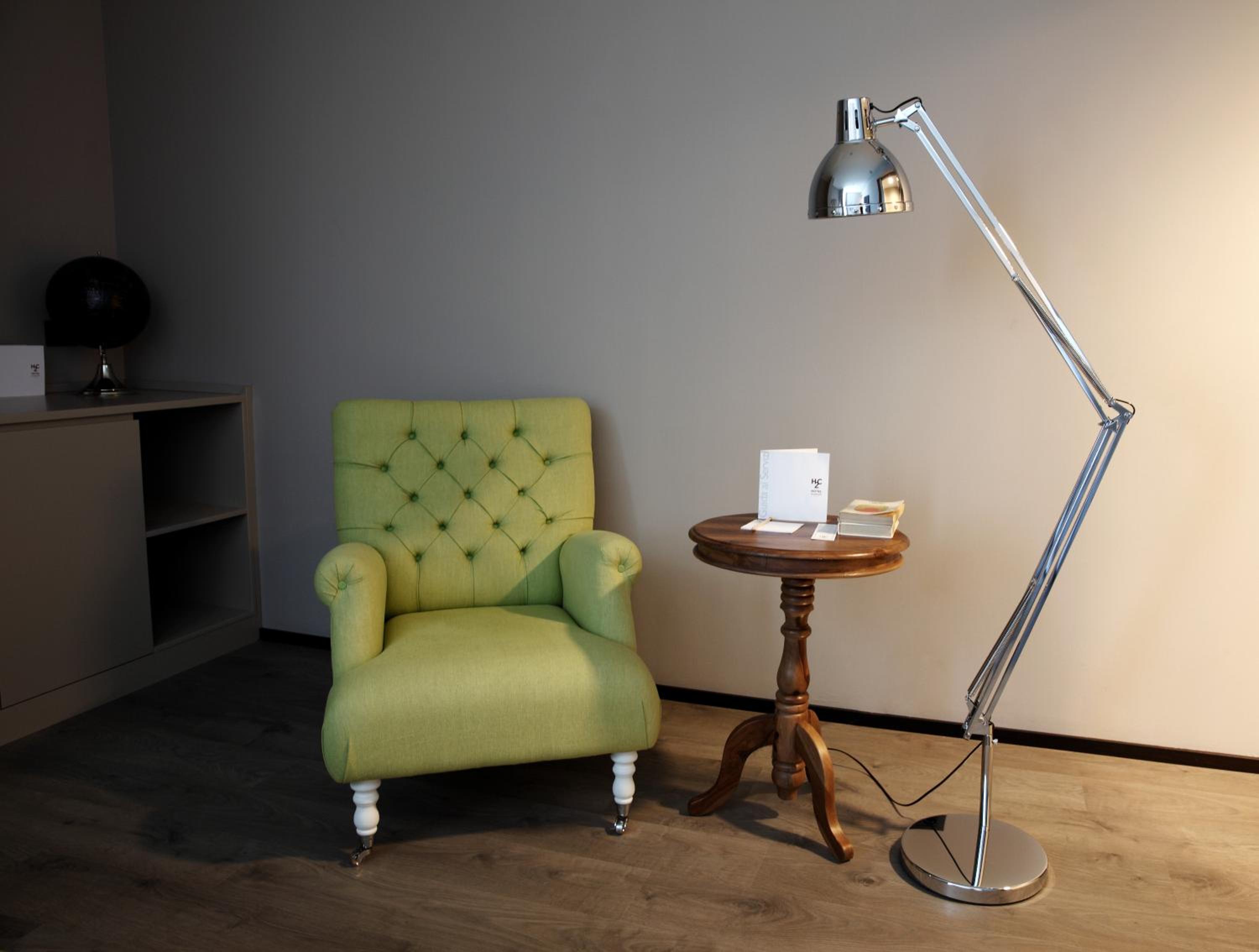 Suite - Photo 3