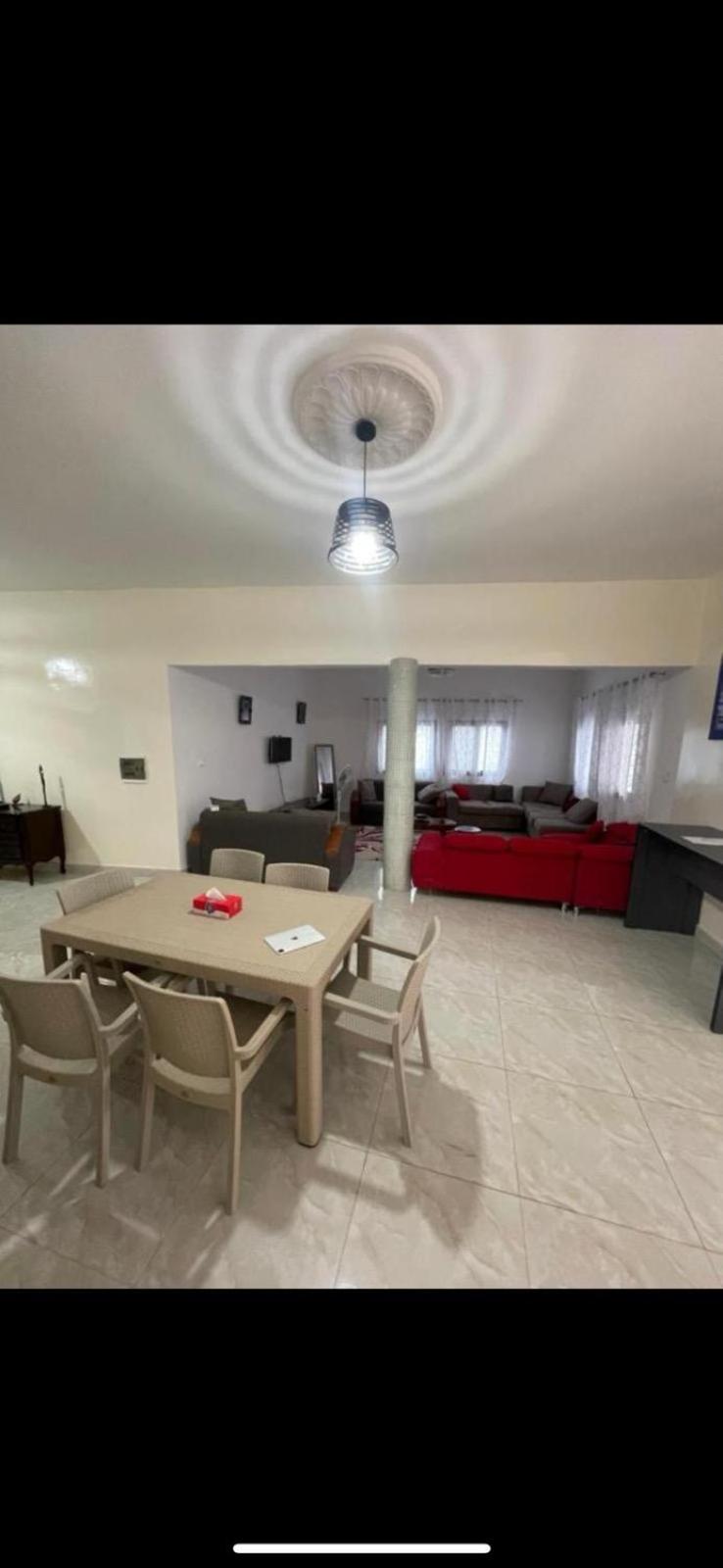 Three-Bedroom Villa photo 1