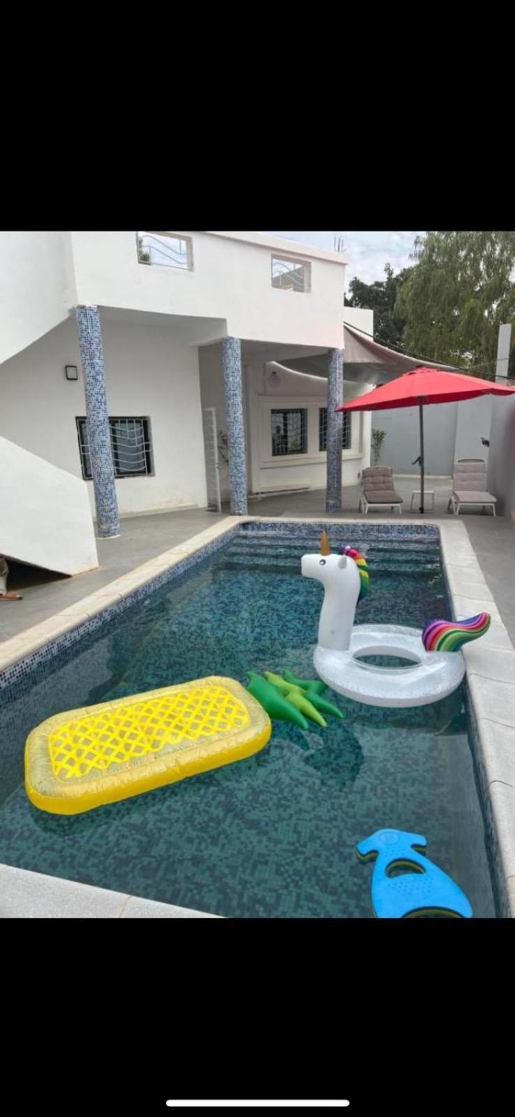 Three-Bedroom Villa photo 2
