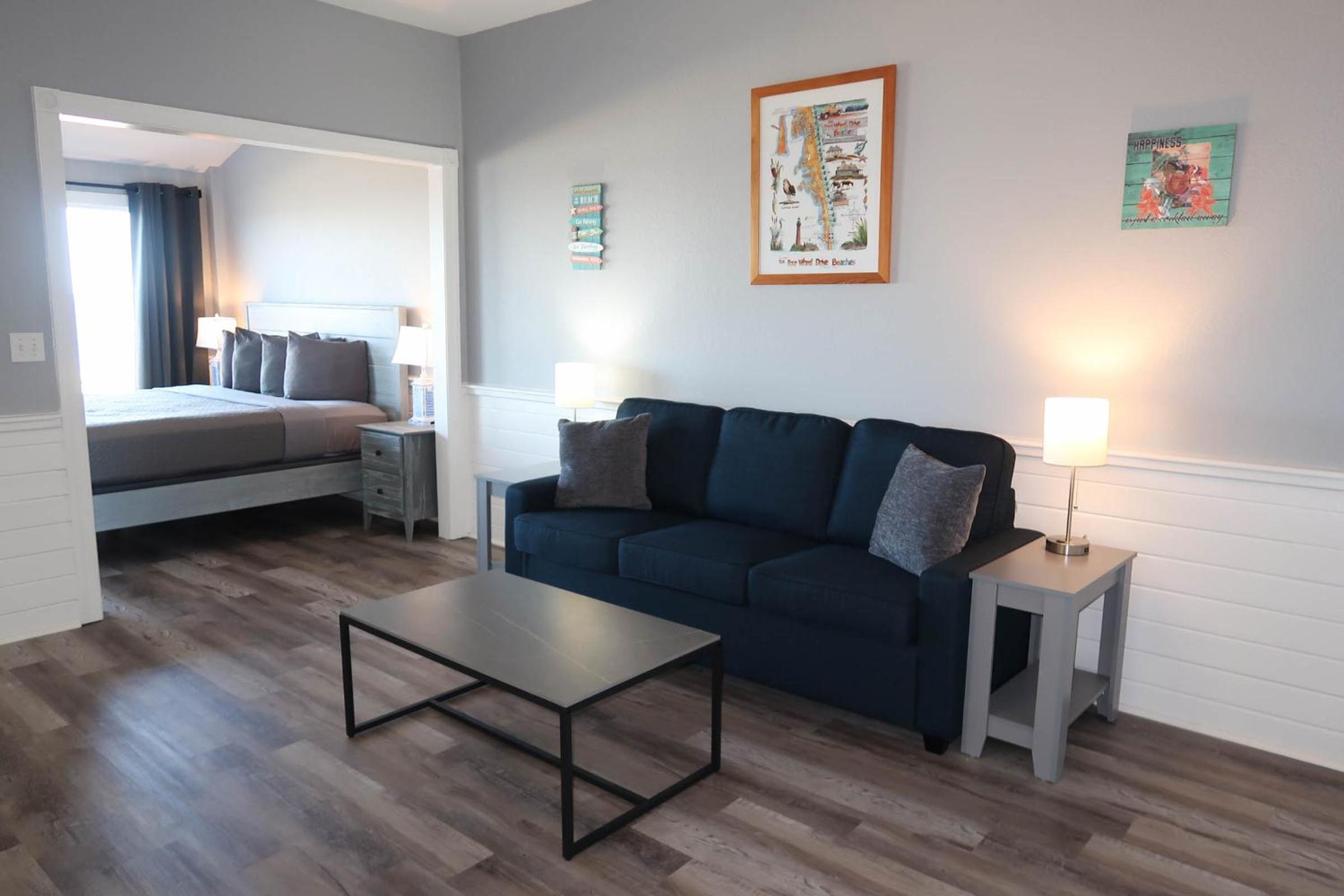 Deluxe King Room photo 3