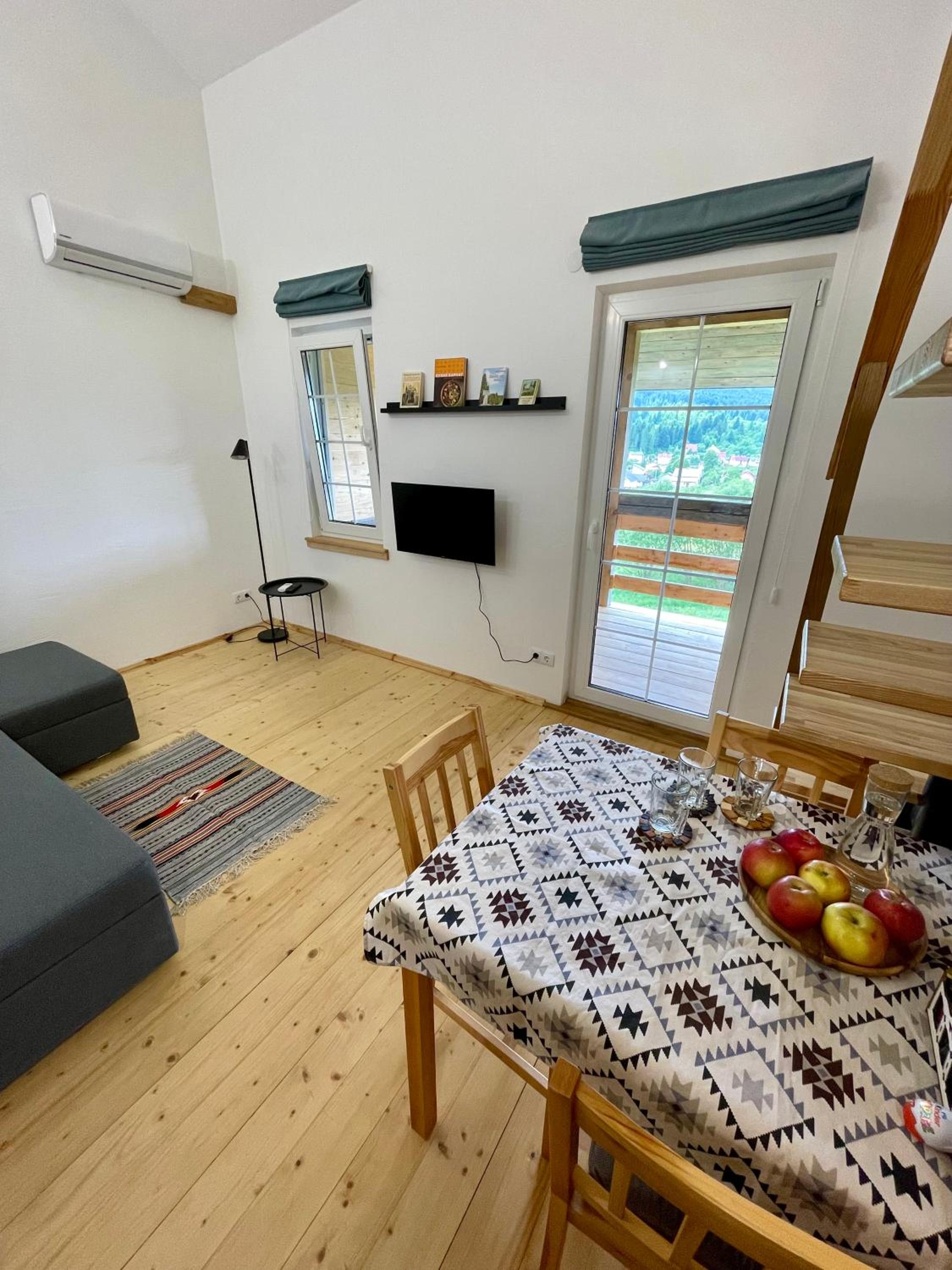 Apartment - Split Level