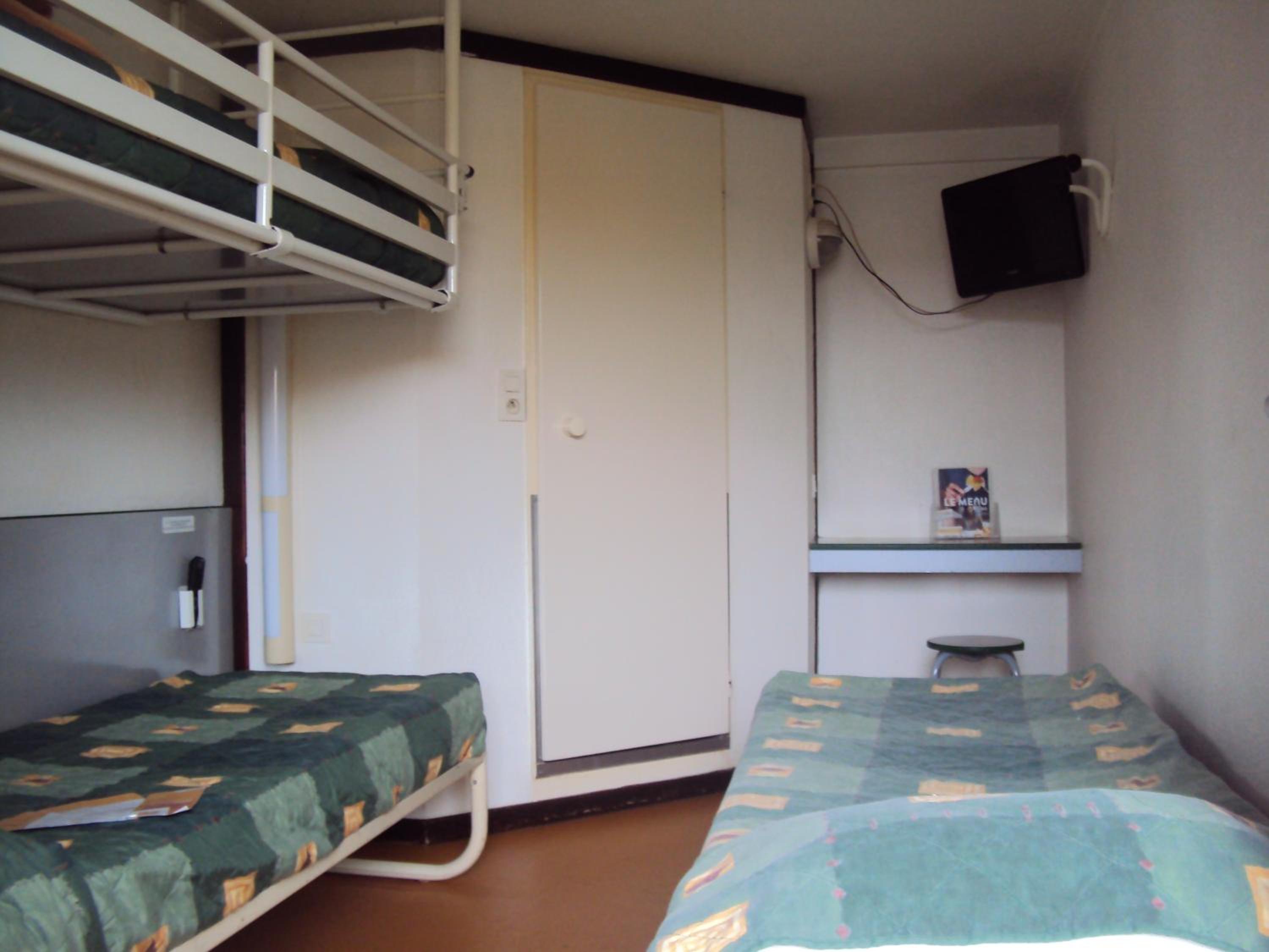 Triple Room - Photo 7