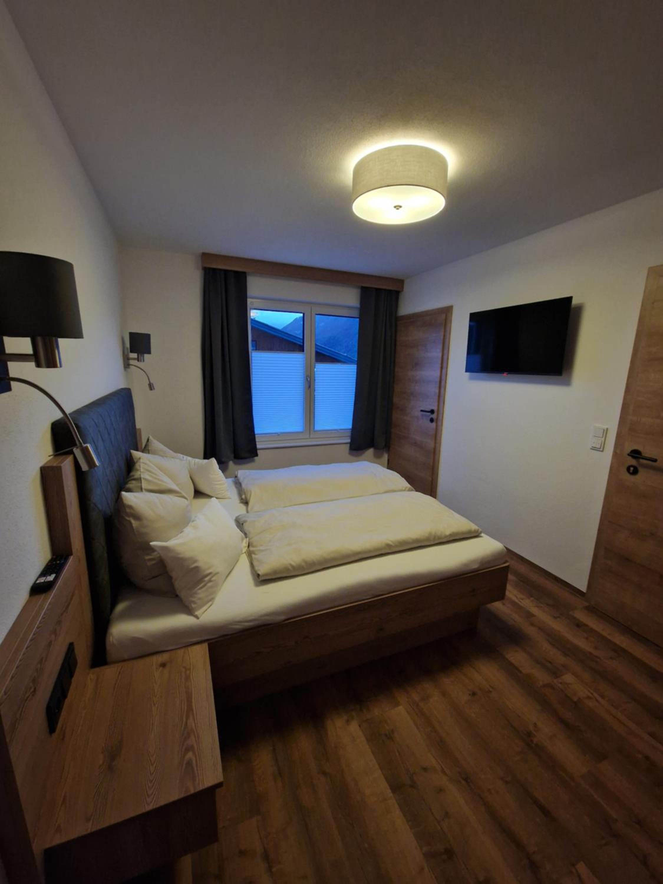 Double Room with Private External Bathroom photo 1