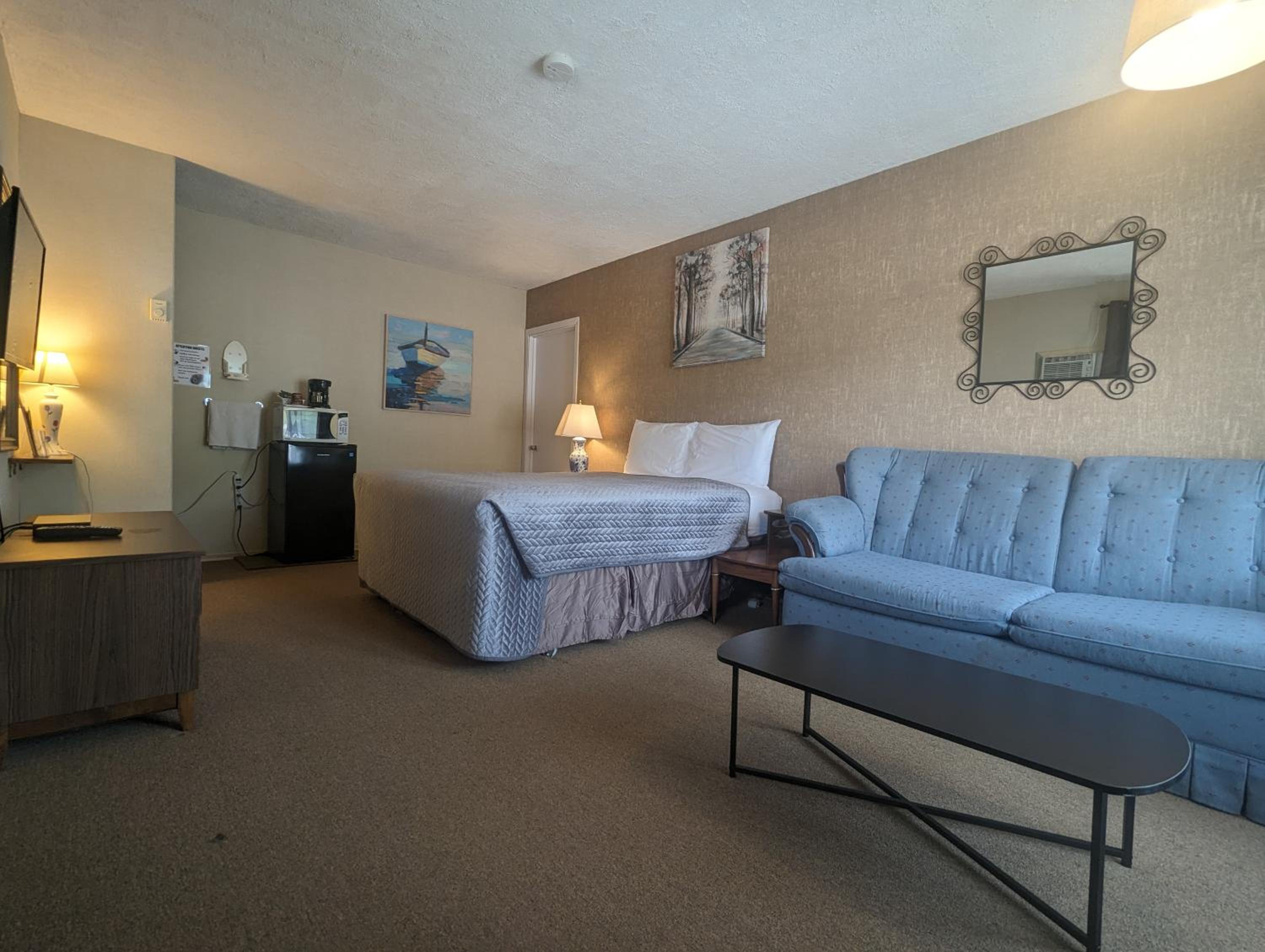 Deluxe Queen Room - Photo 3