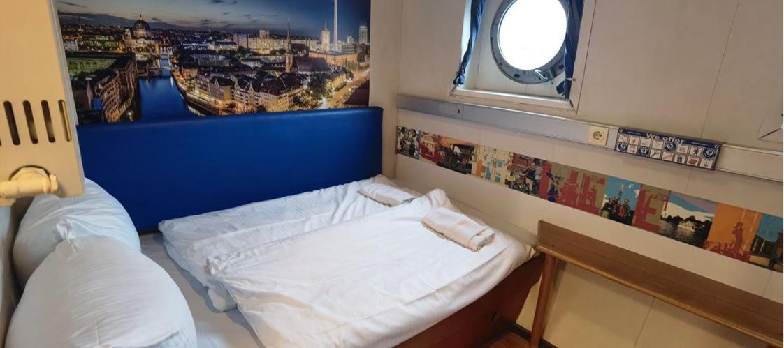 Double Cabin 2nd Class - Shipotel Eastern photo 2
