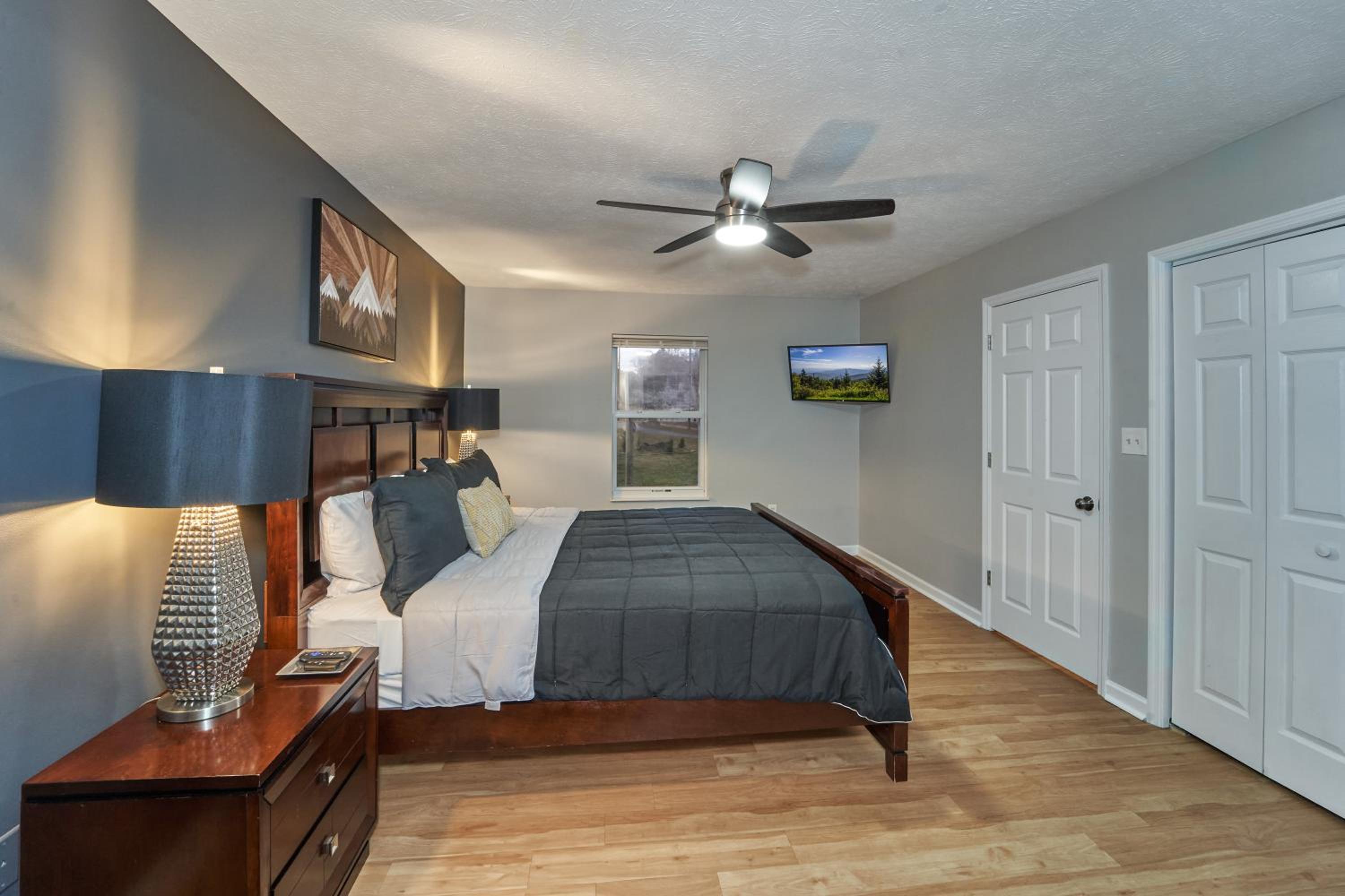 Three-Bedroom House photo 1