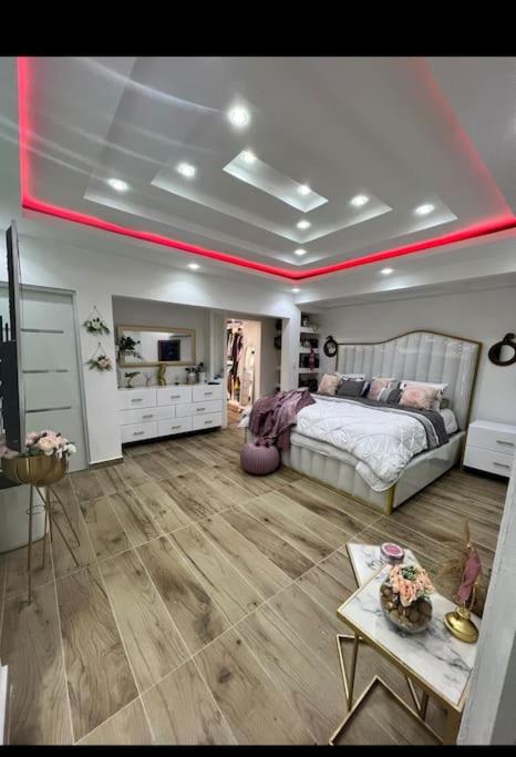 Four-Bedroom House photo 1