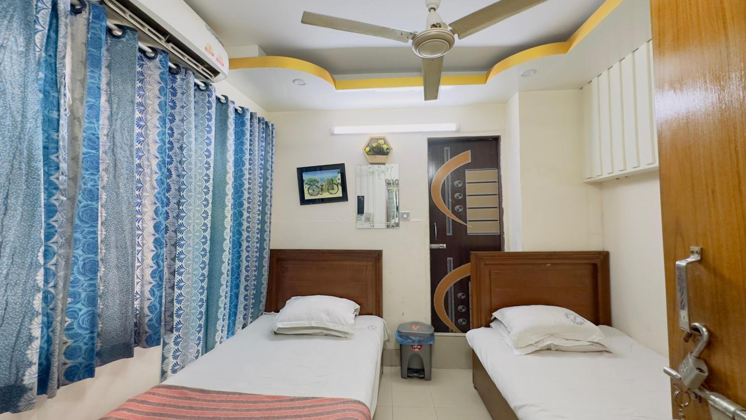 Twin Room photo 2