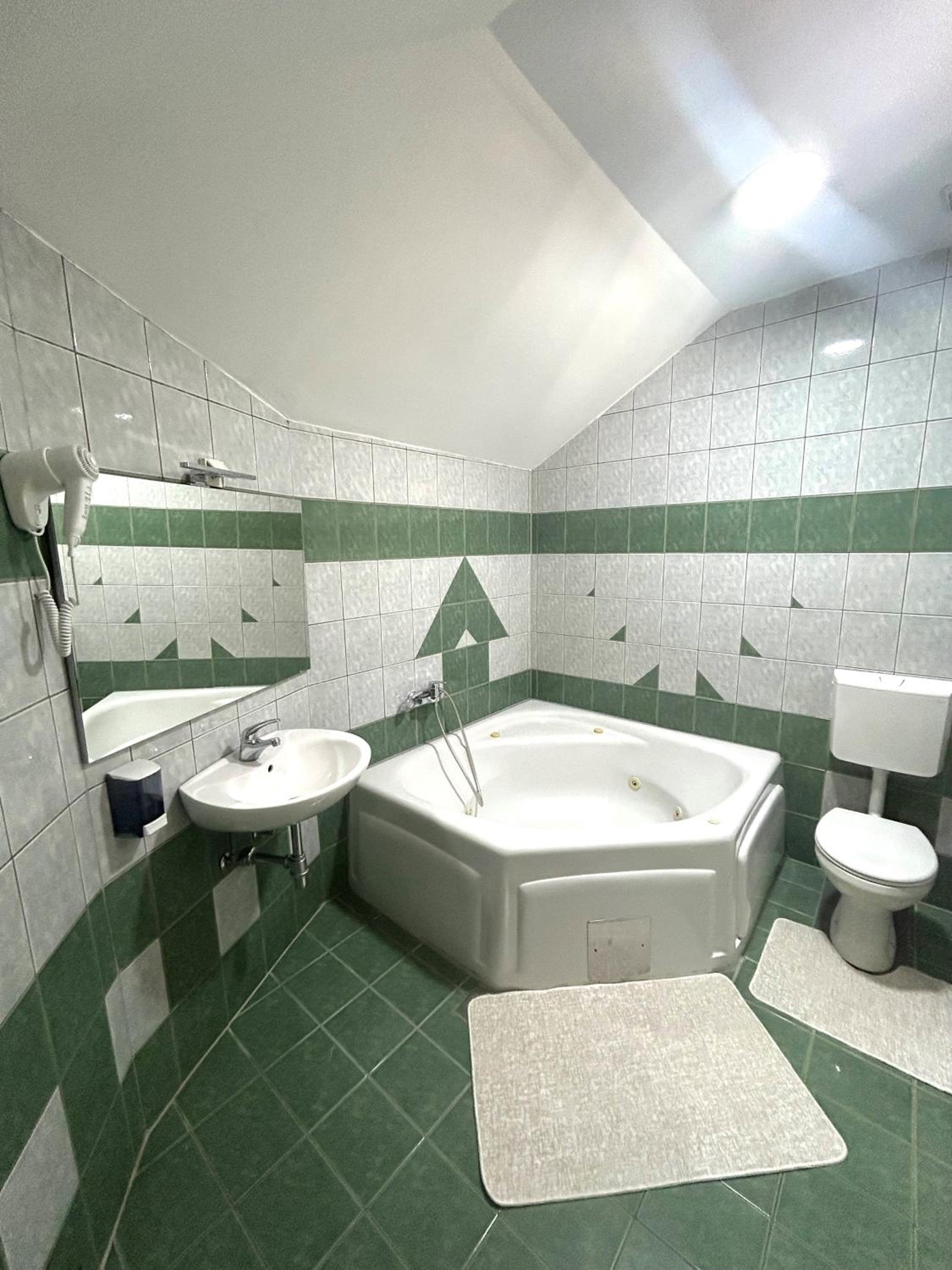 Standard Quadruple Room photo 2