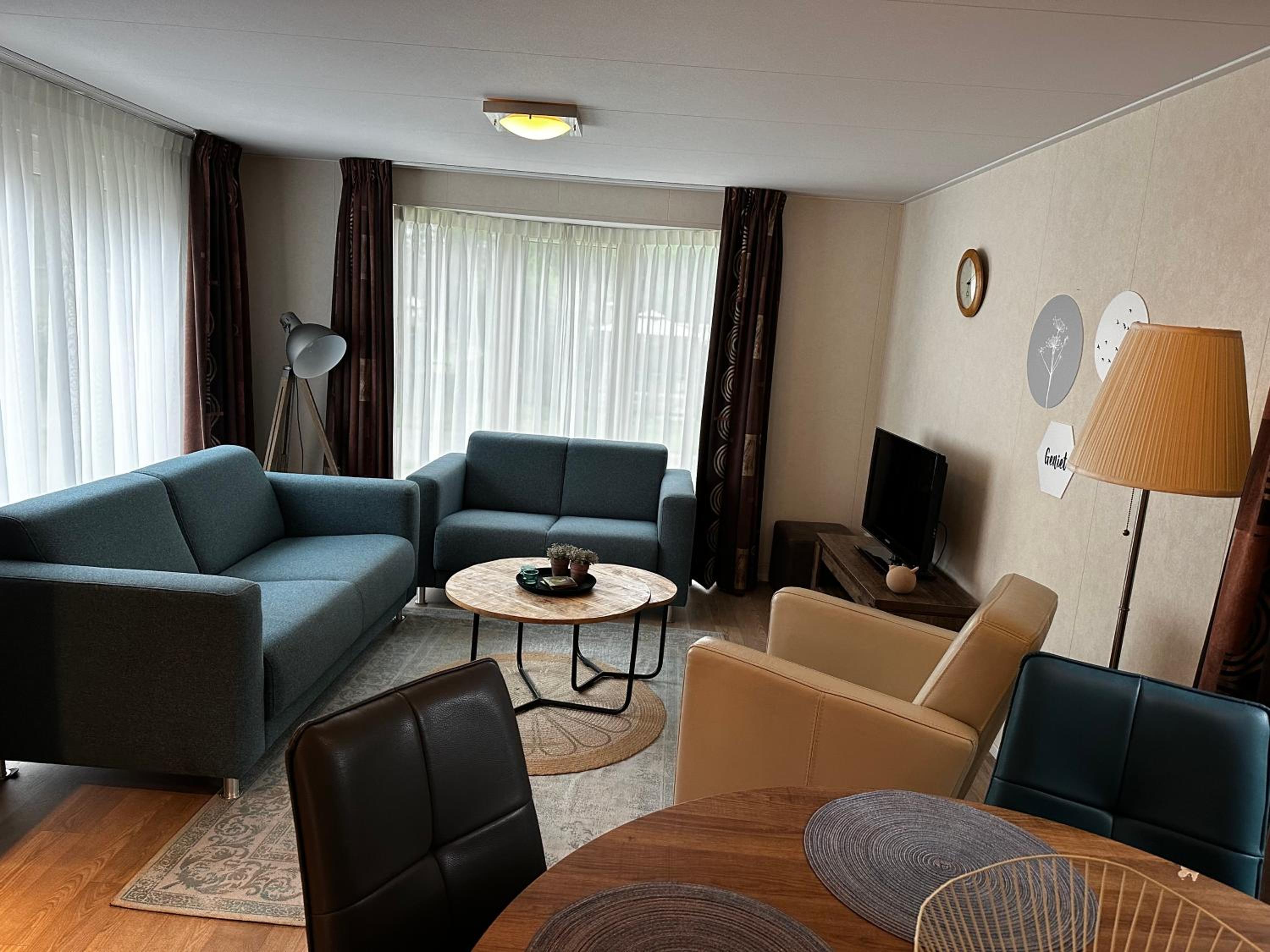 Two-Bedroom Chalet photo 3