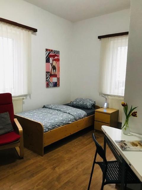 Budget Single Room photo 2