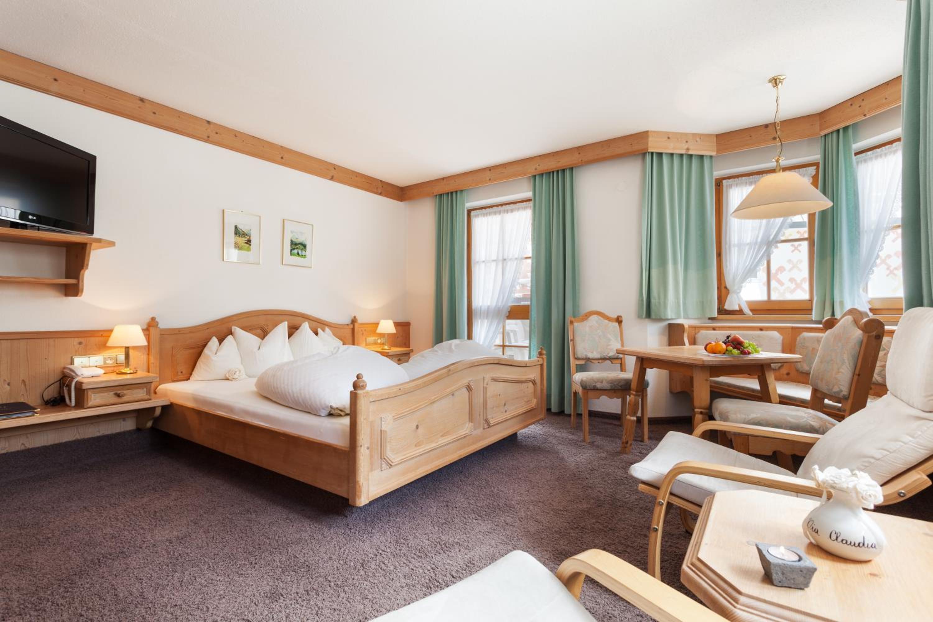 Basic Double Room - Annex