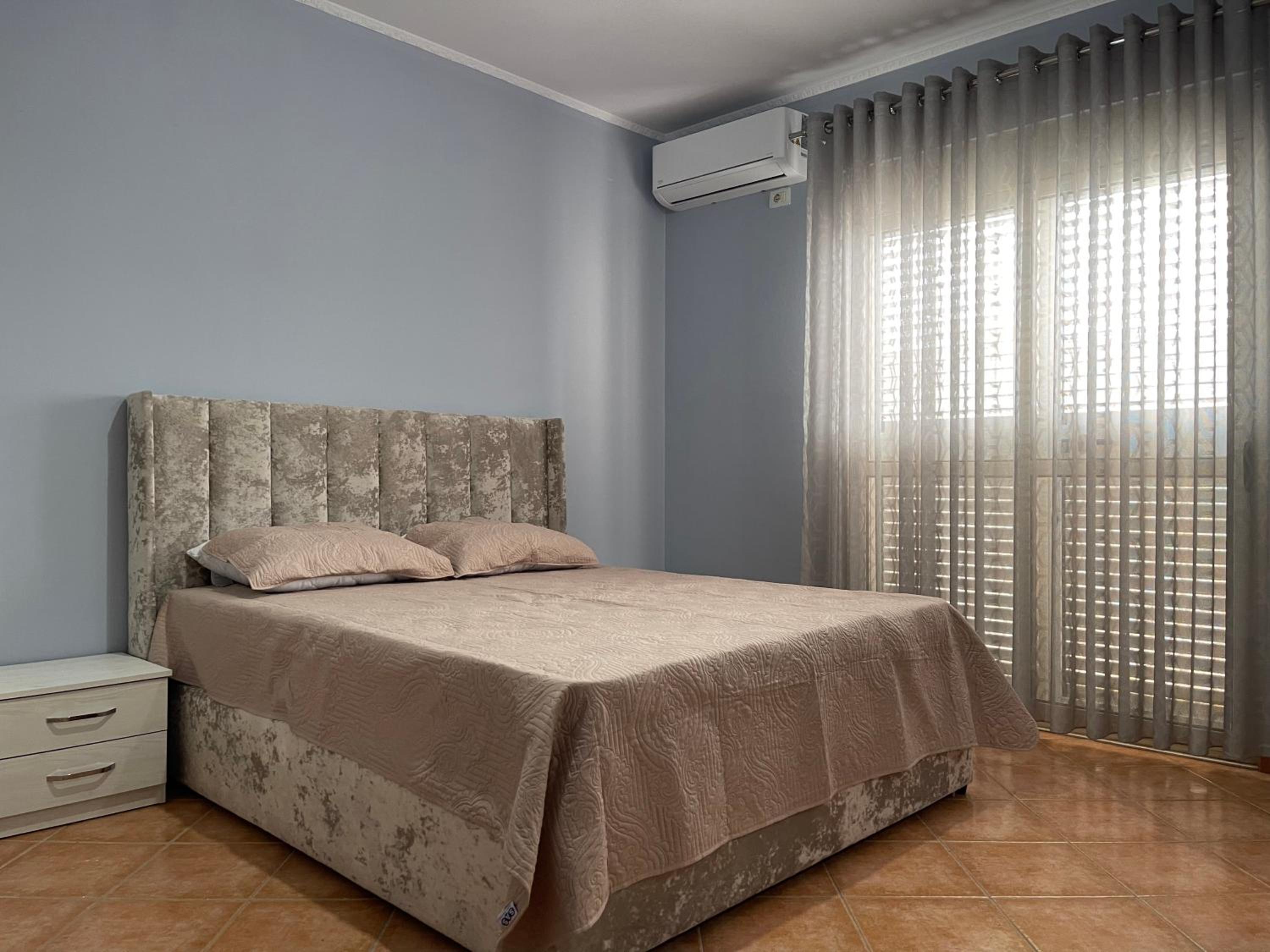 Superior One-Bedroom Apartment with Balcony