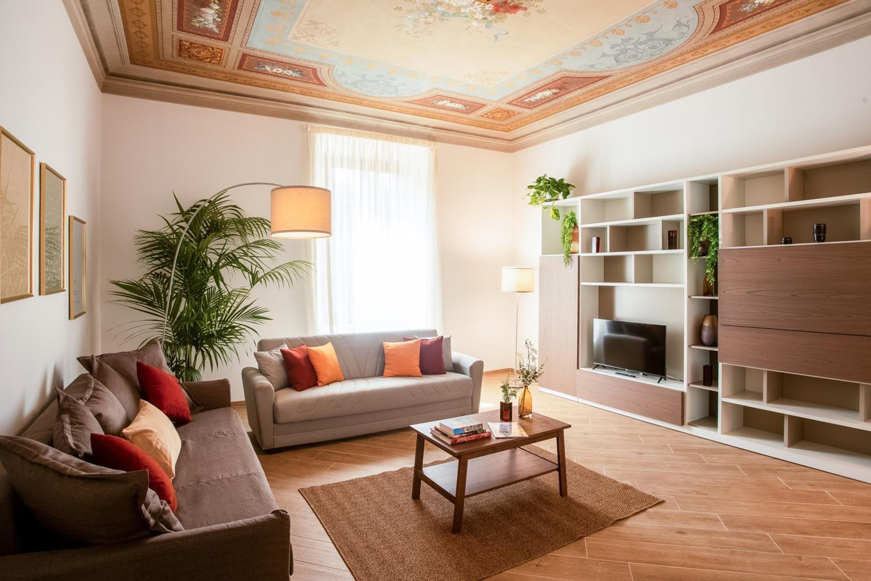 Deluxe One-Bedroom Apartment with Garden View photo 1