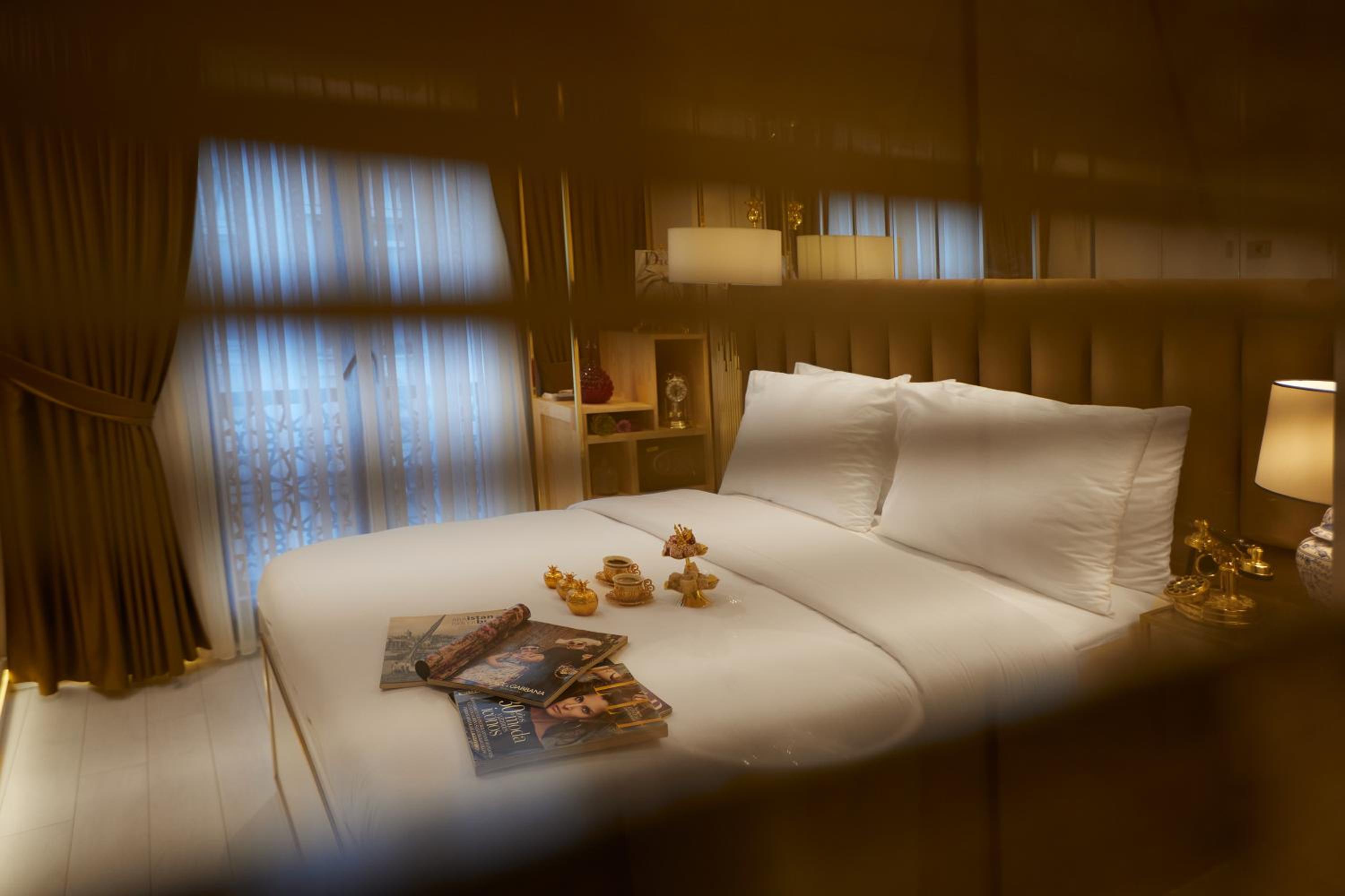 Queen Room photo 3