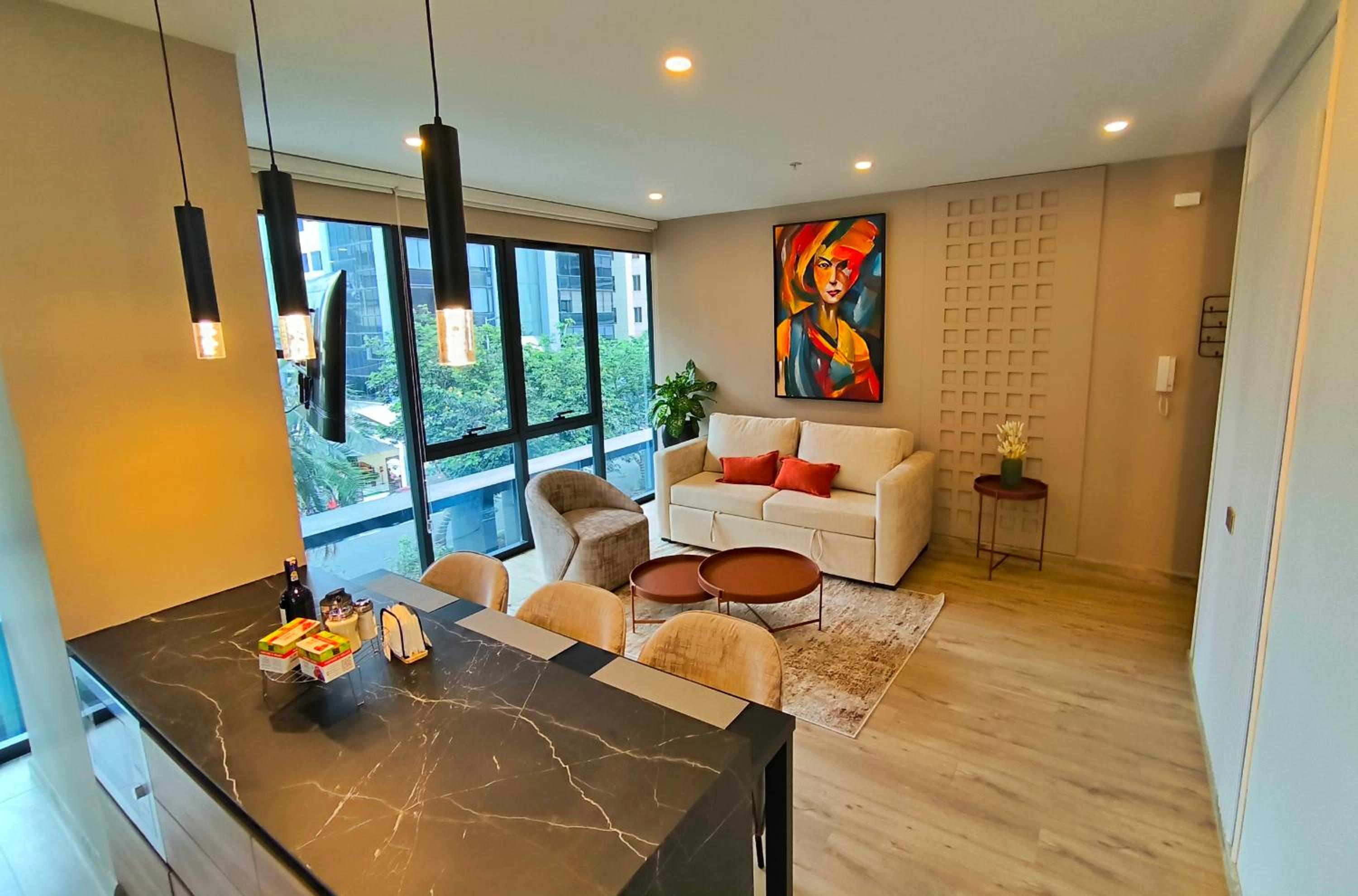 Deluxe Suite