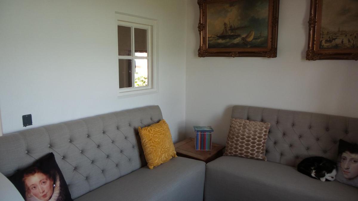 Large Double Room photo 1