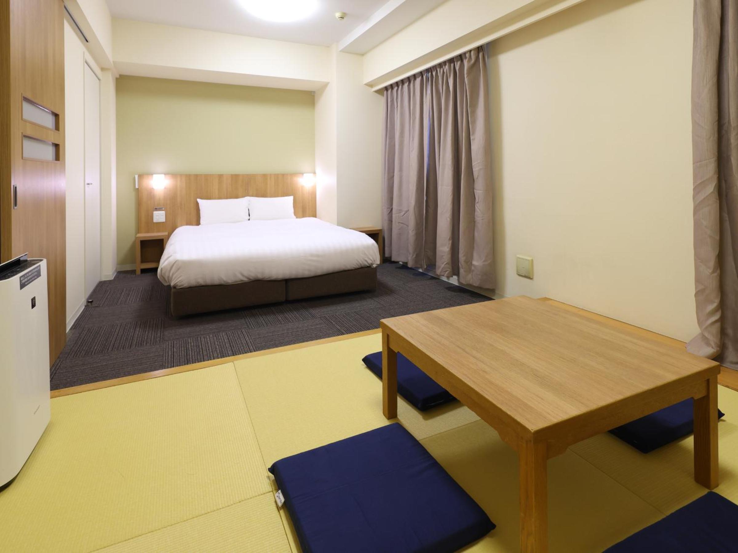 Queen Room with Tatami Floor
