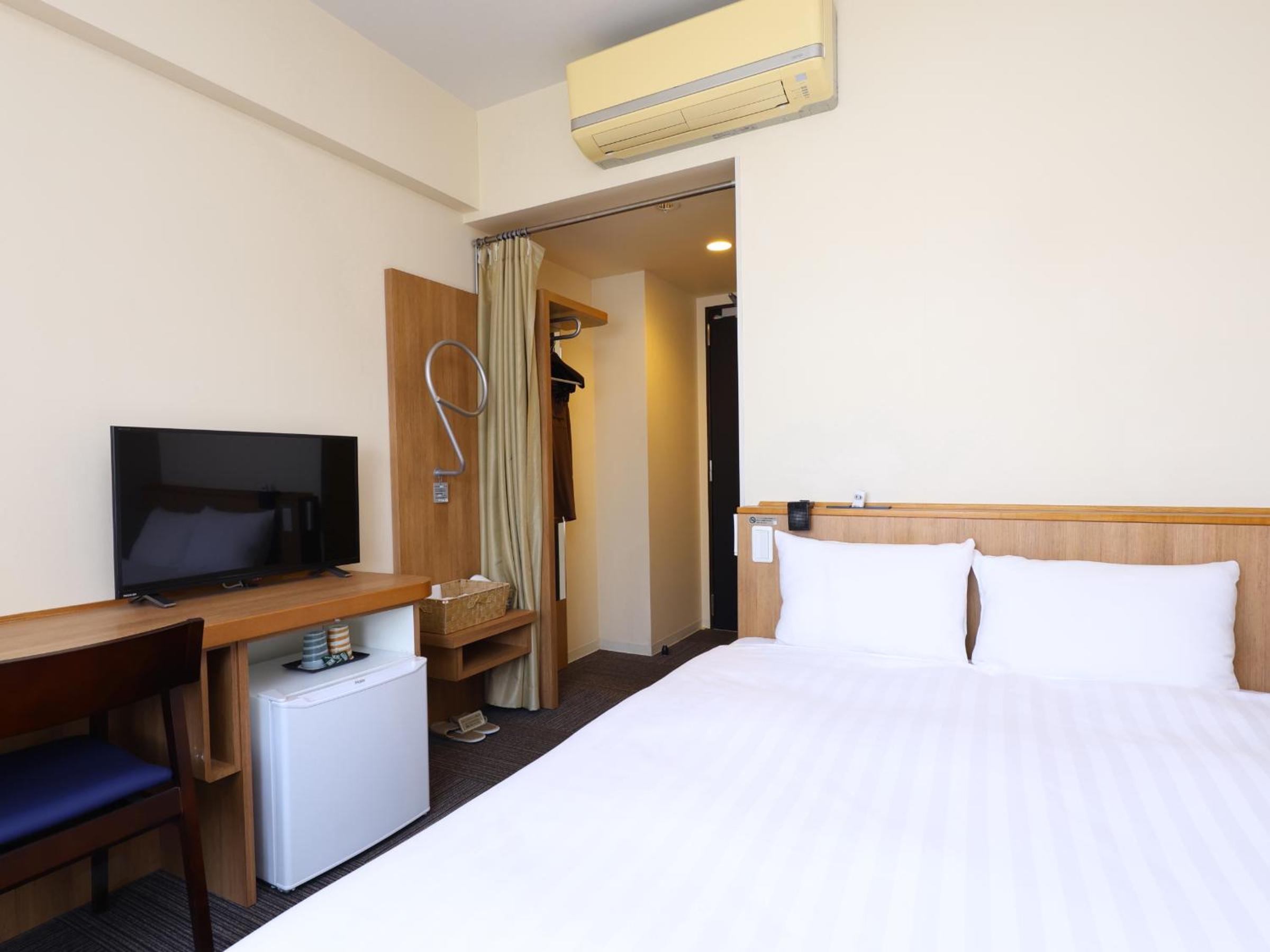 No-Room-Cleaning-Service - Double Room for Single Use - Non-Smoking