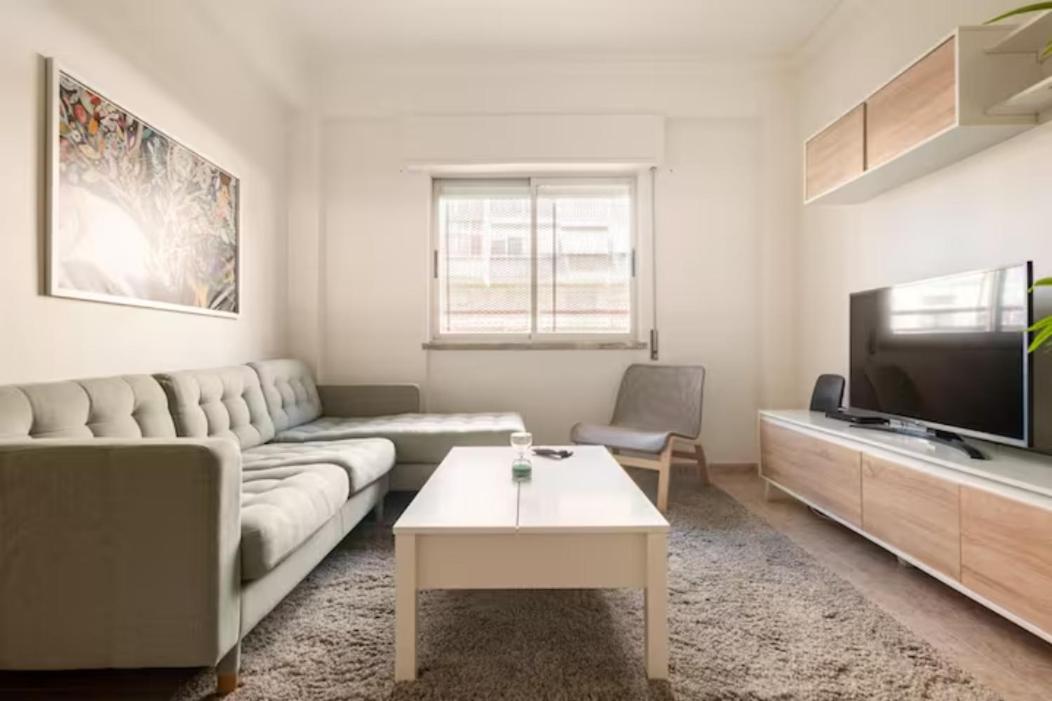 Two-Bedroom Apartment photo 2