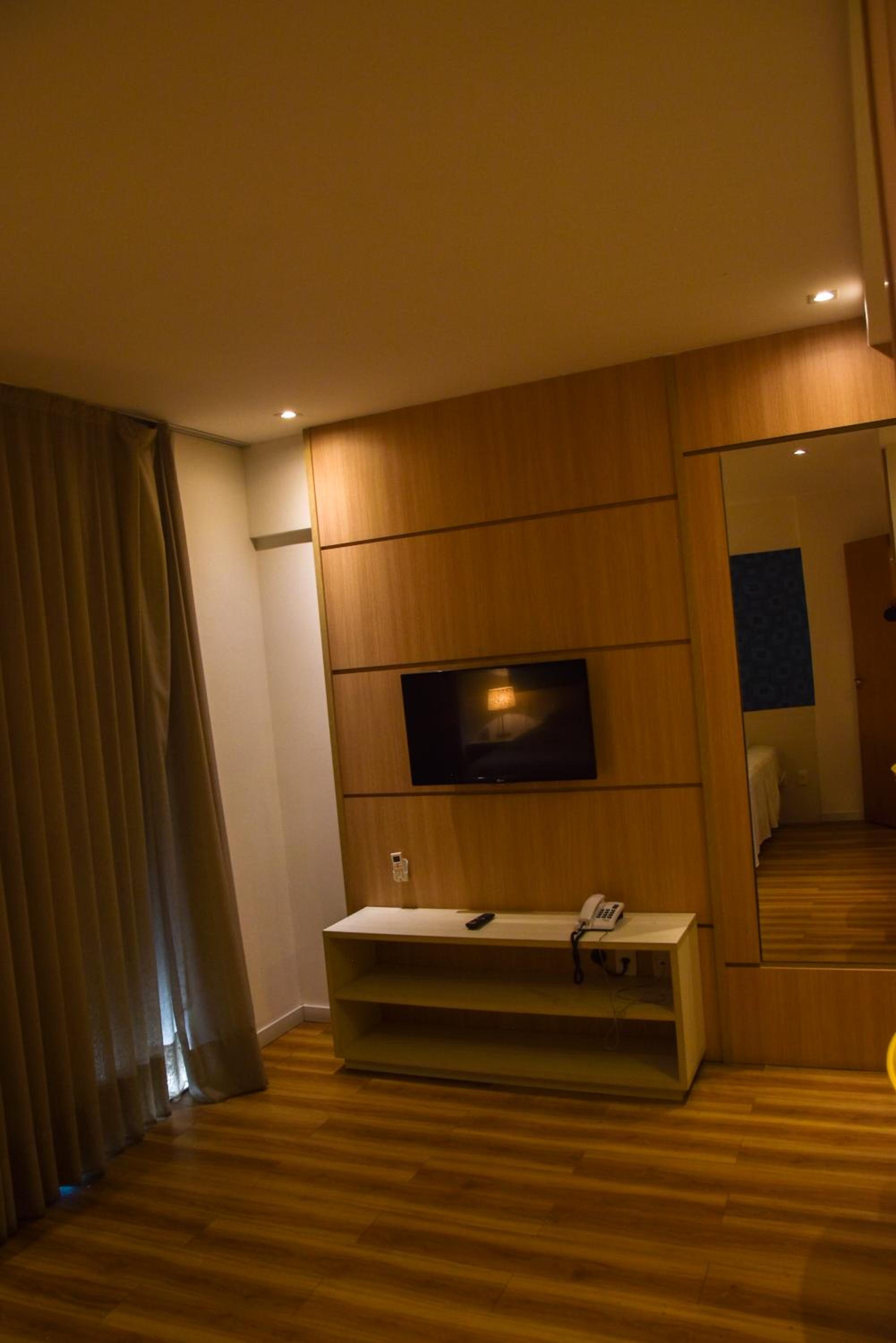 Studio Apartment photo 2