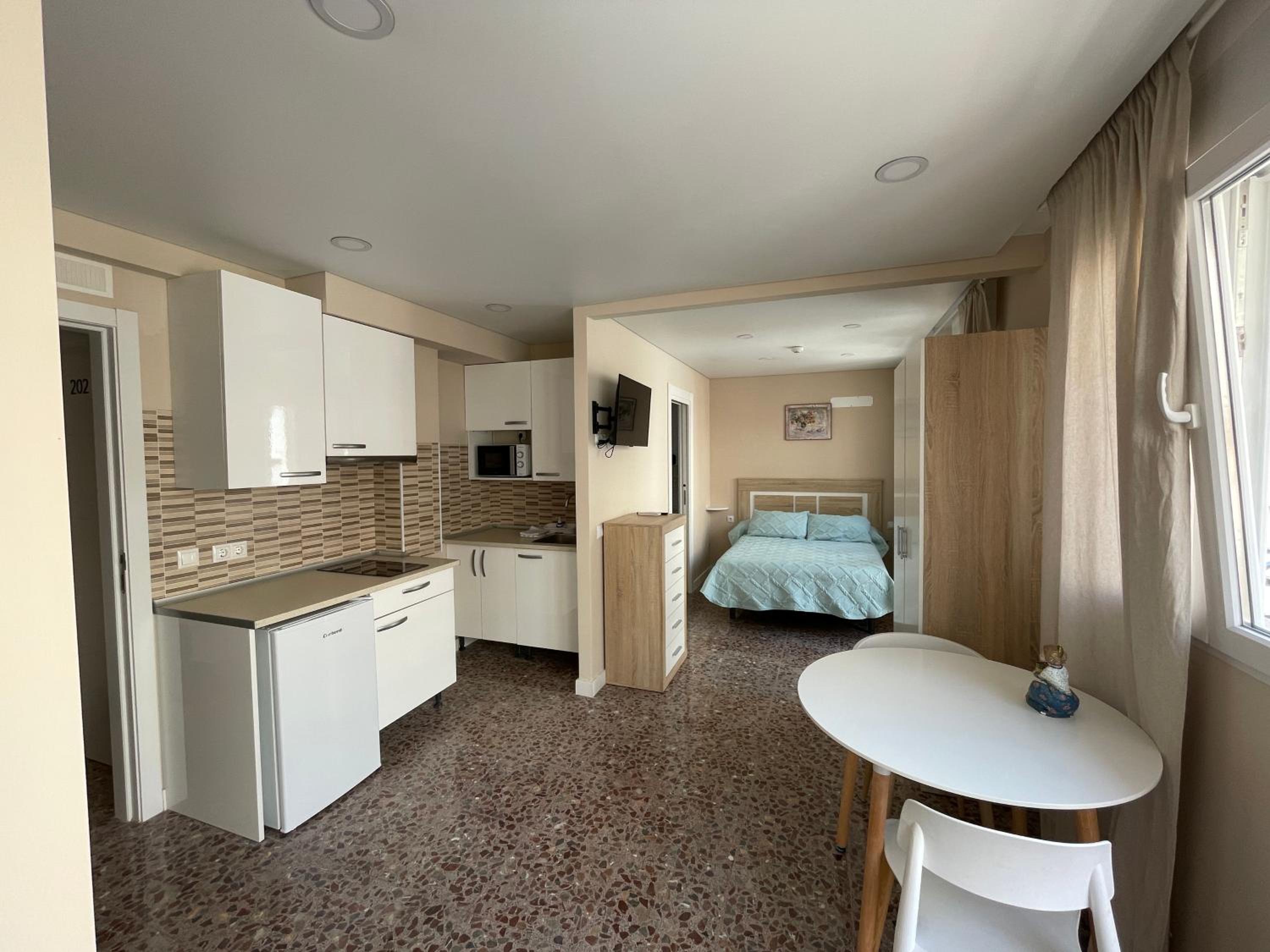 Estudio con Balcón